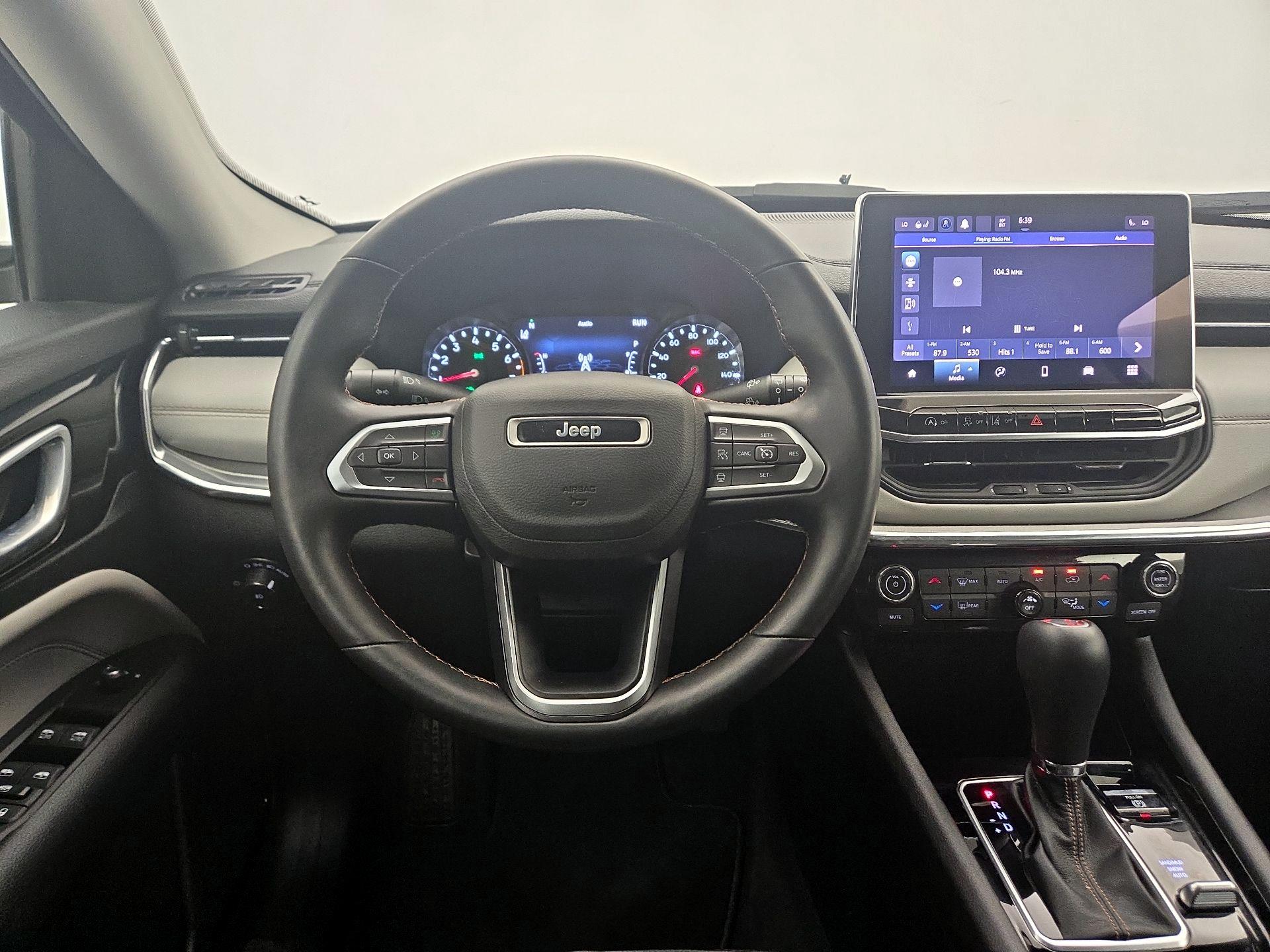 Thumbnail: 2022 Jeep Compass - 10