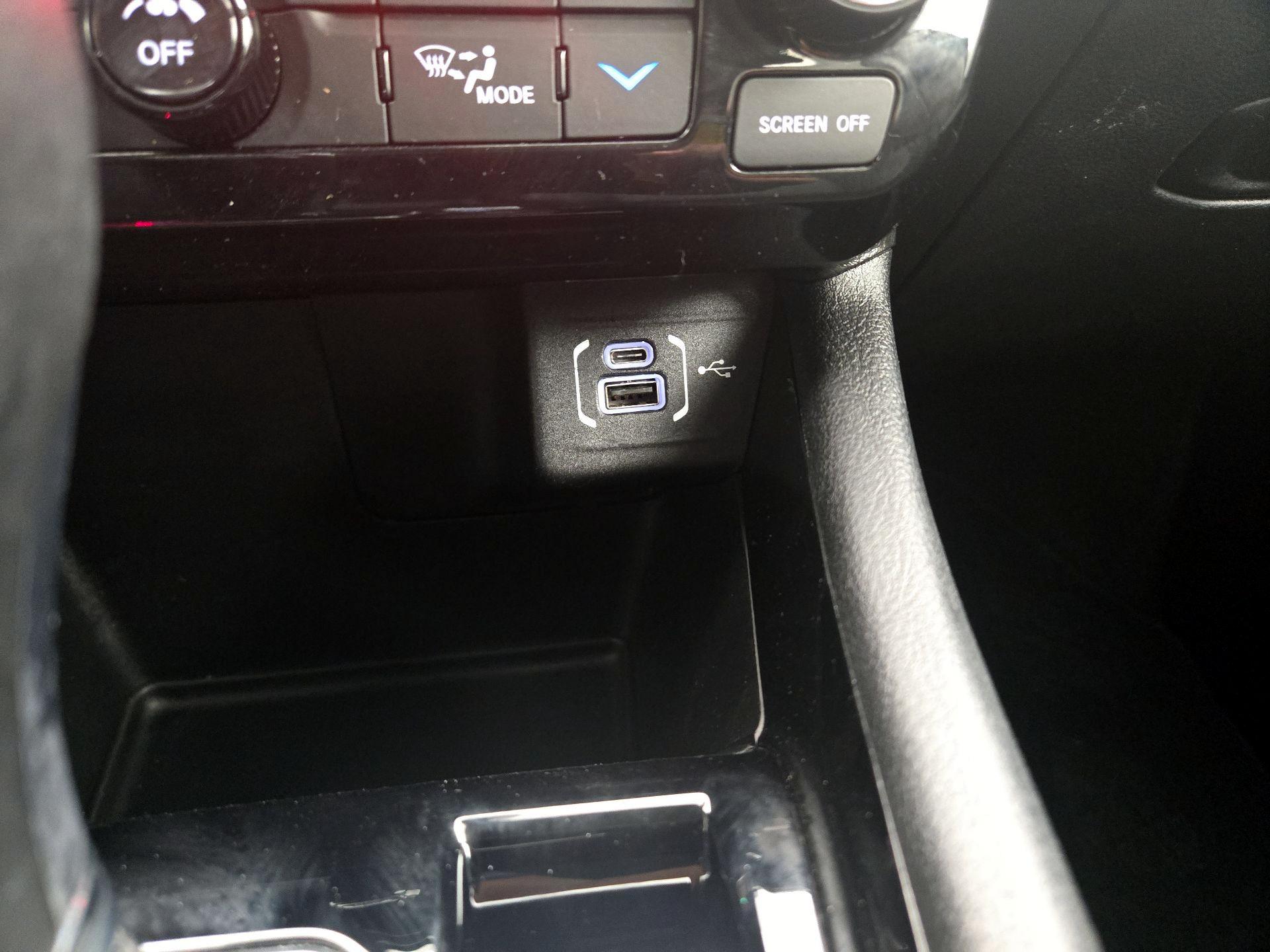 Thumbnail: 2022 Jeep Compass - 18