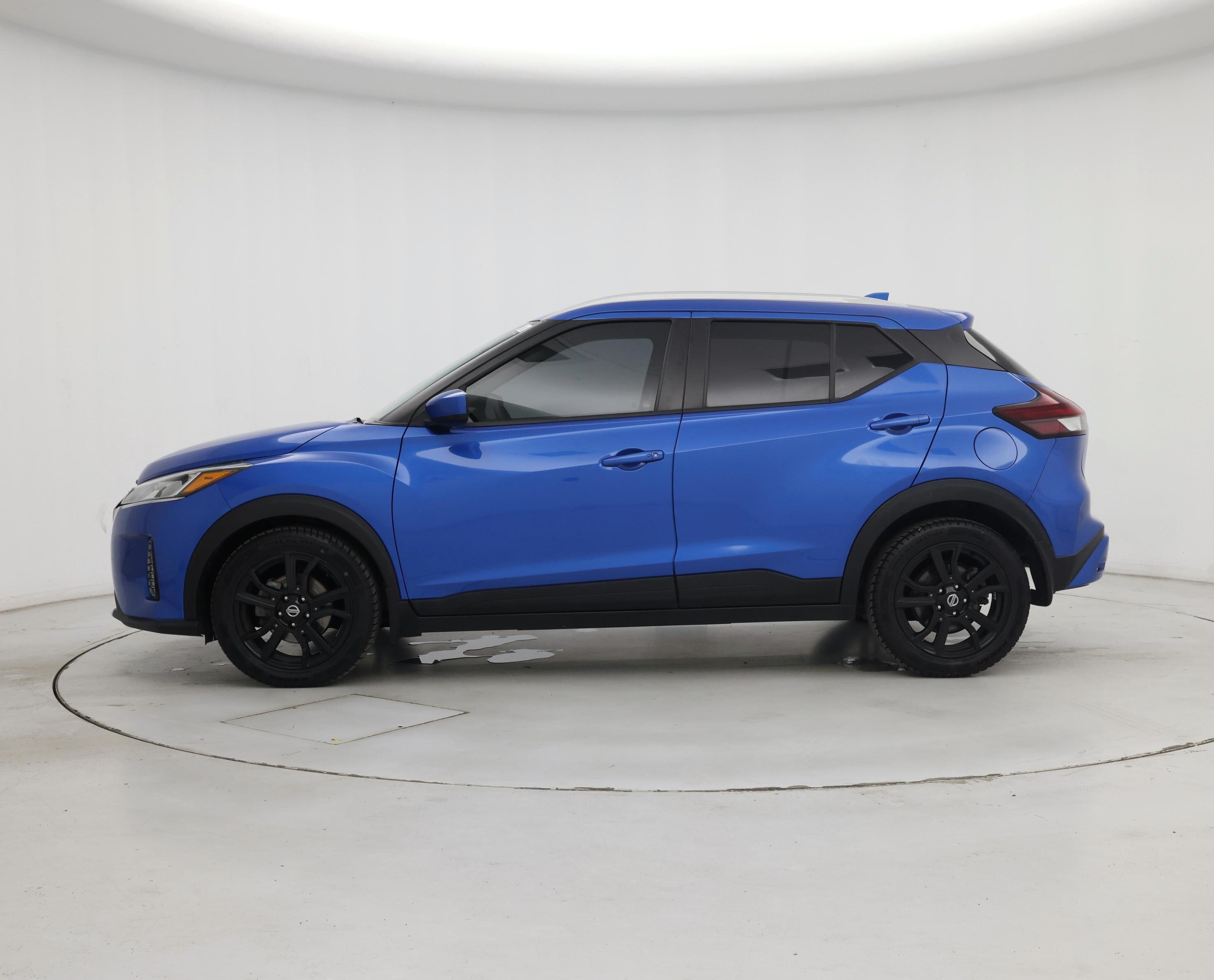 Thumbnail: 2021 Nissan Kicks - 3