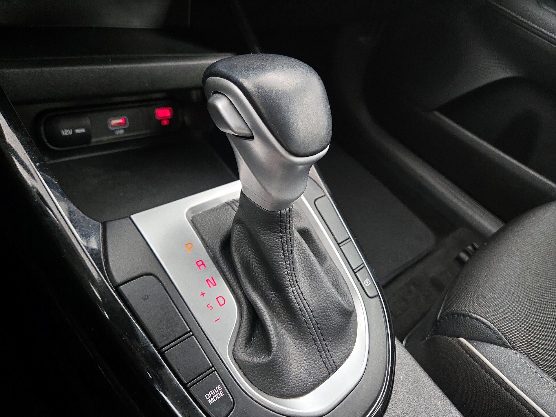 Thumbnail: 2023 Kia Forte - 18