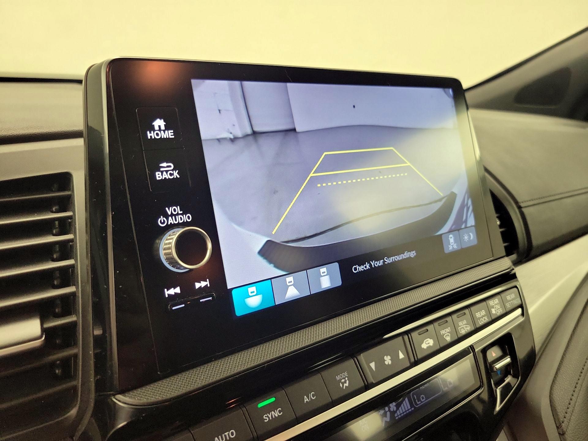 Thumbnail: 2025 Honda Odyssey - 14