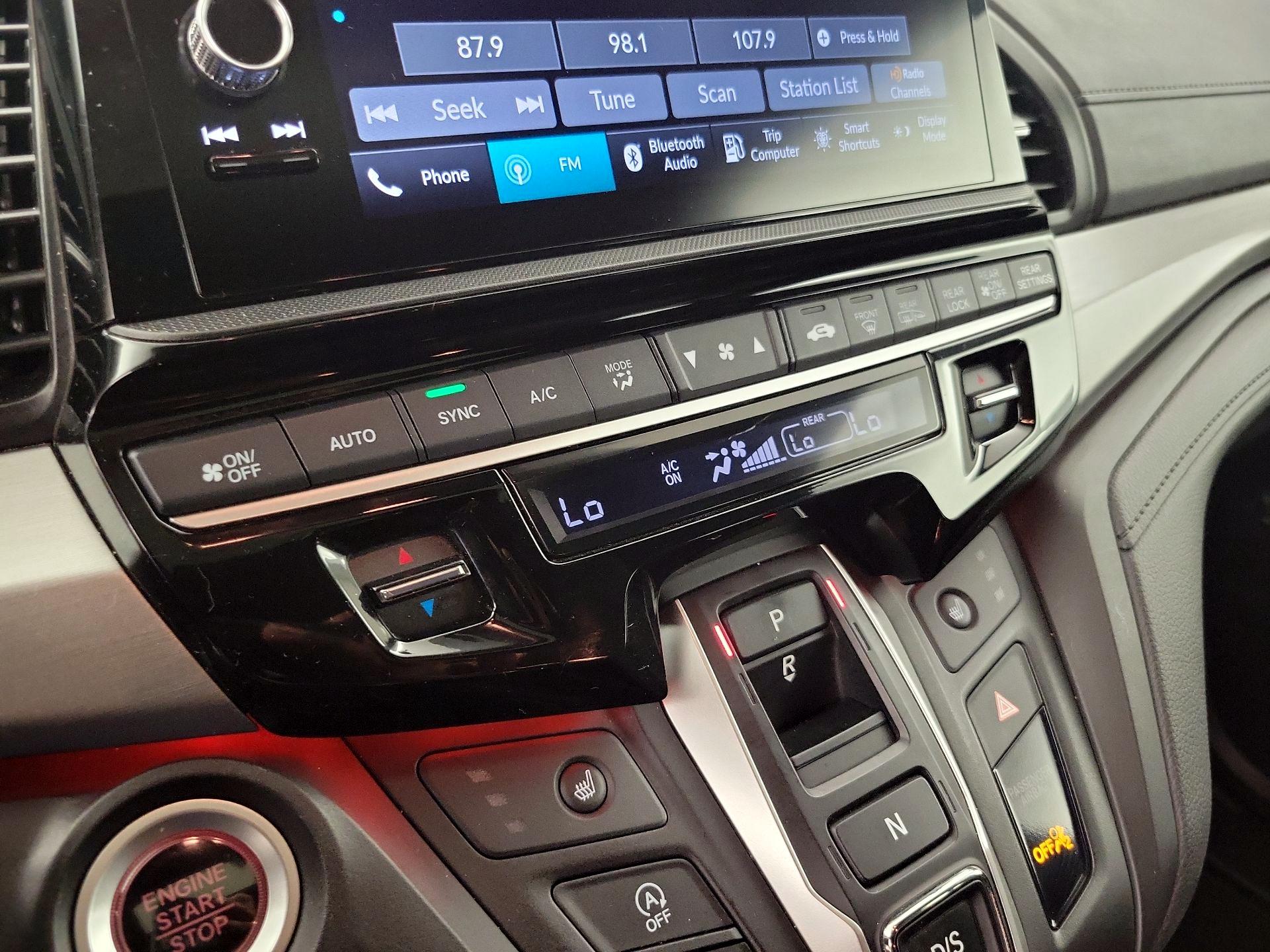 Thumbnail: 2025 Honda Odyssey - 16
