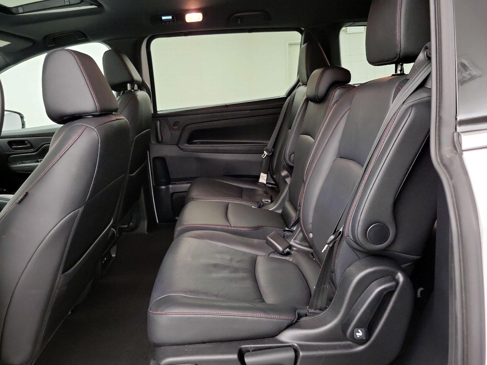 2025 Honda Odyssey Sport L - Photo 21