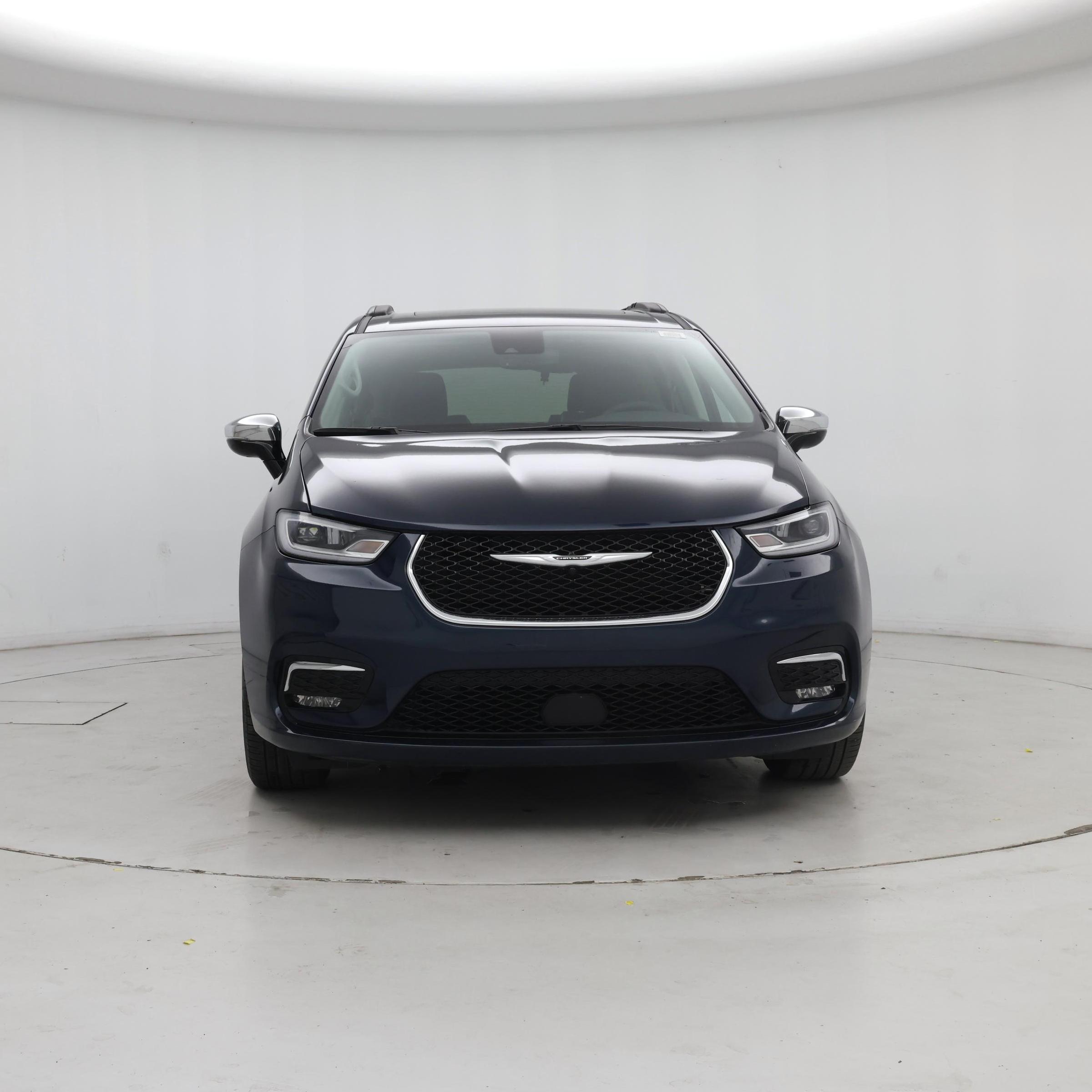 Thumbnail: 2023 Chrysler Pacifica - 5