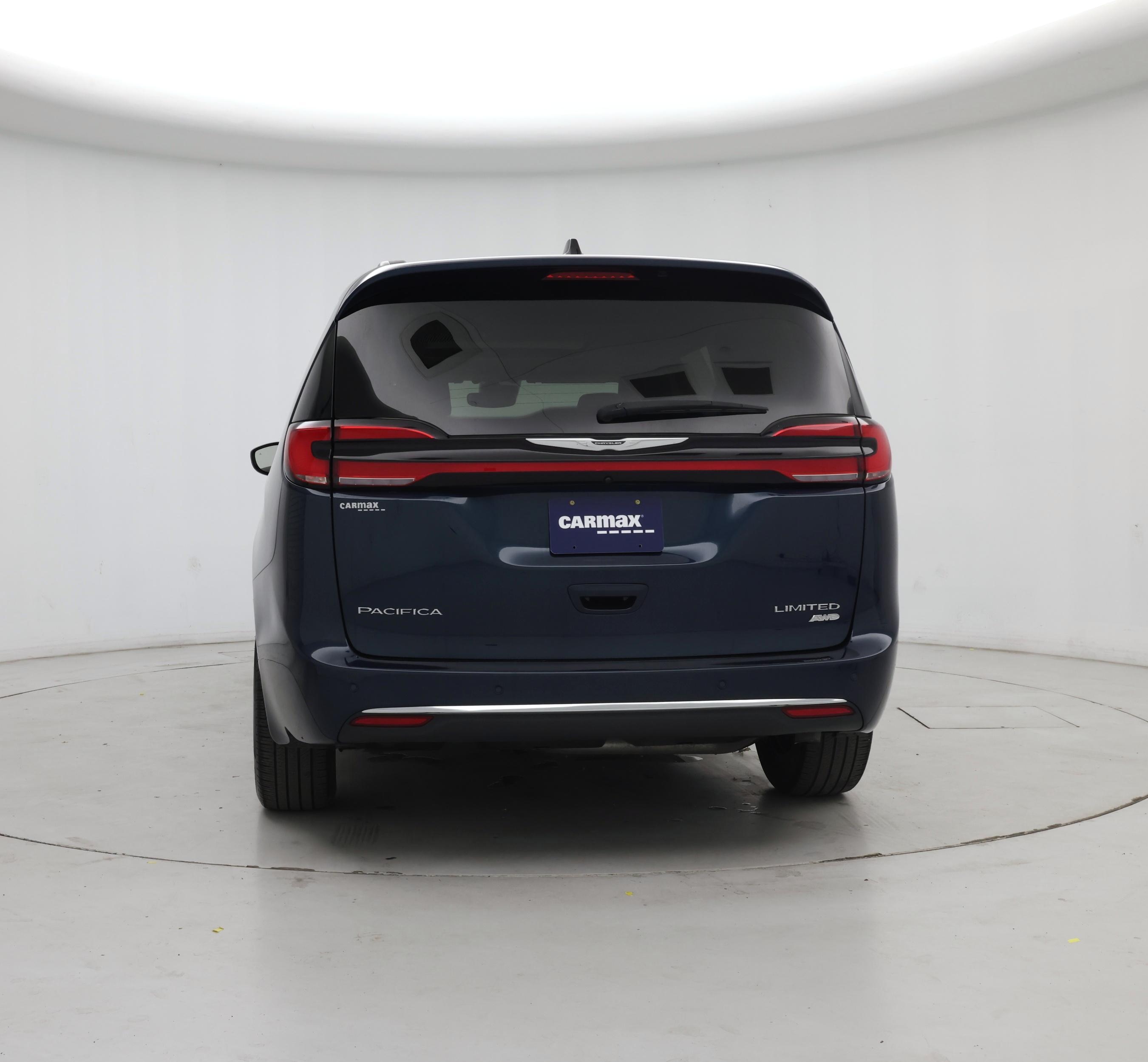 Thumbnail: 2023 Chrysler Pacifica - 6