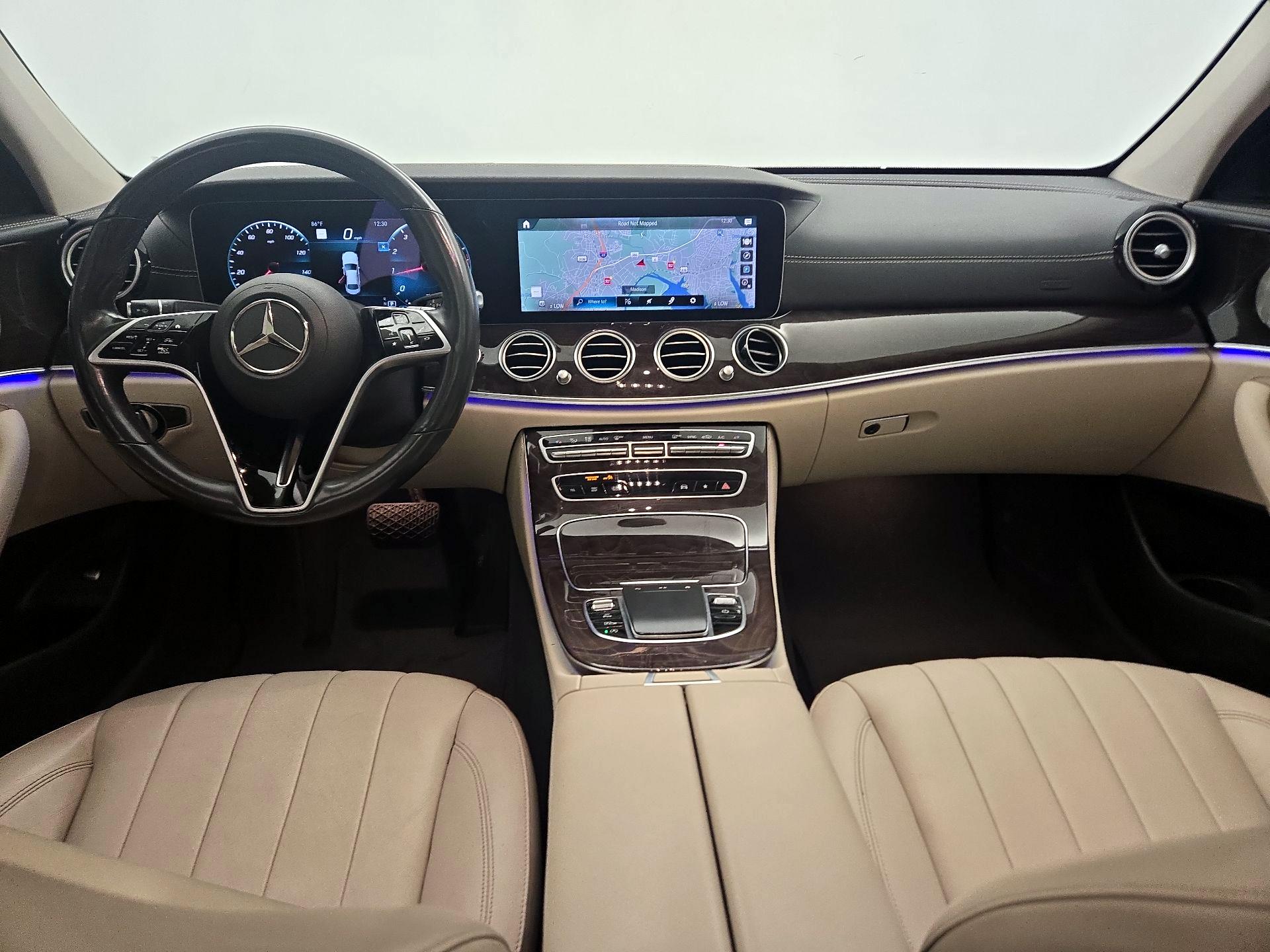 Thumbnail: 2022 Mercedes-Benz E-Class - 9