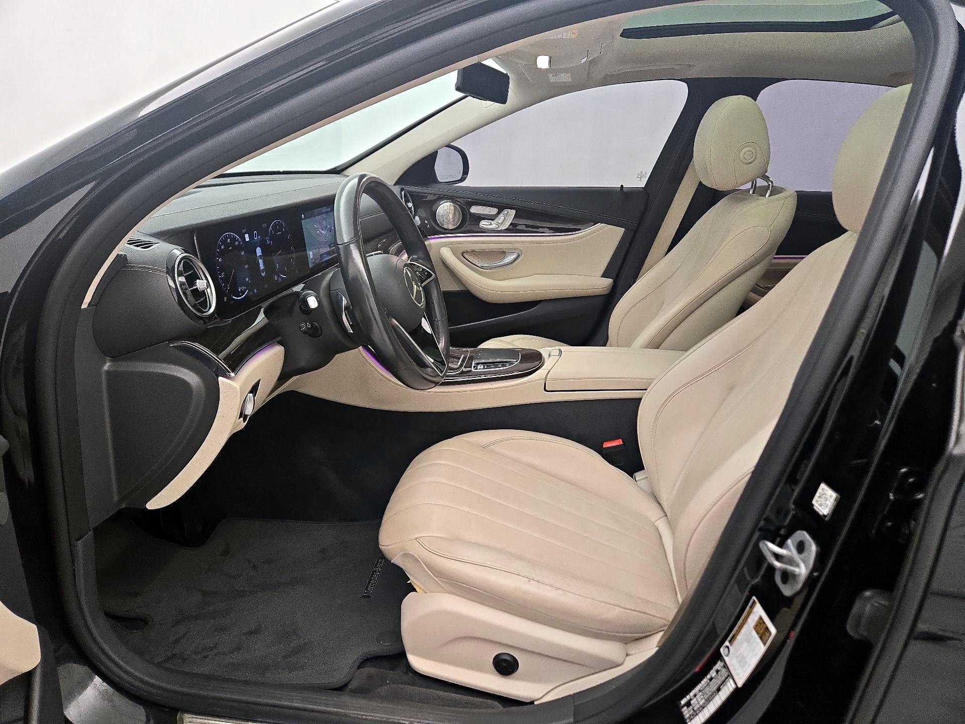 Thumbnail: 2022 Mercedes-Benz E-Class - 11