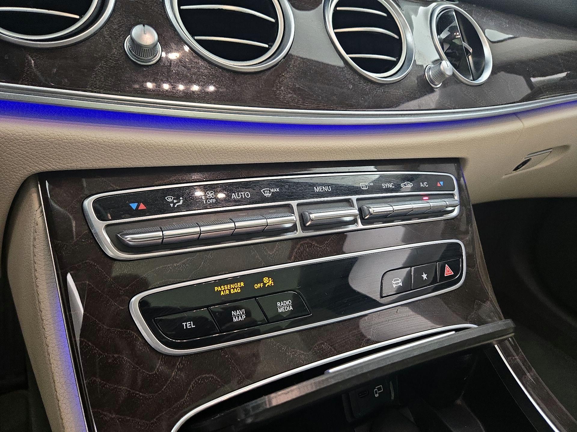Thumbnail: 2022 Mercedes-Benz E-Class - 17