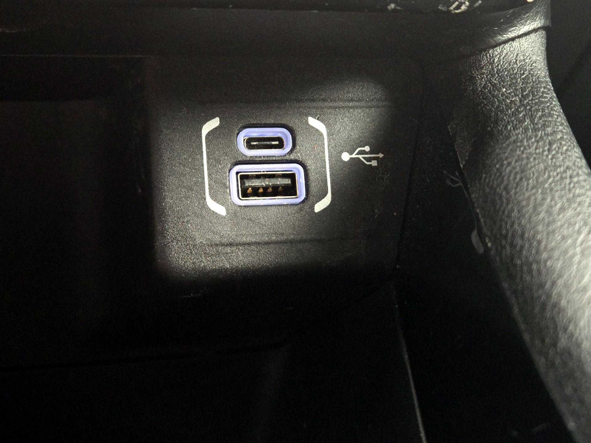 Thumbnail: 2022 Jeep Compass - 18