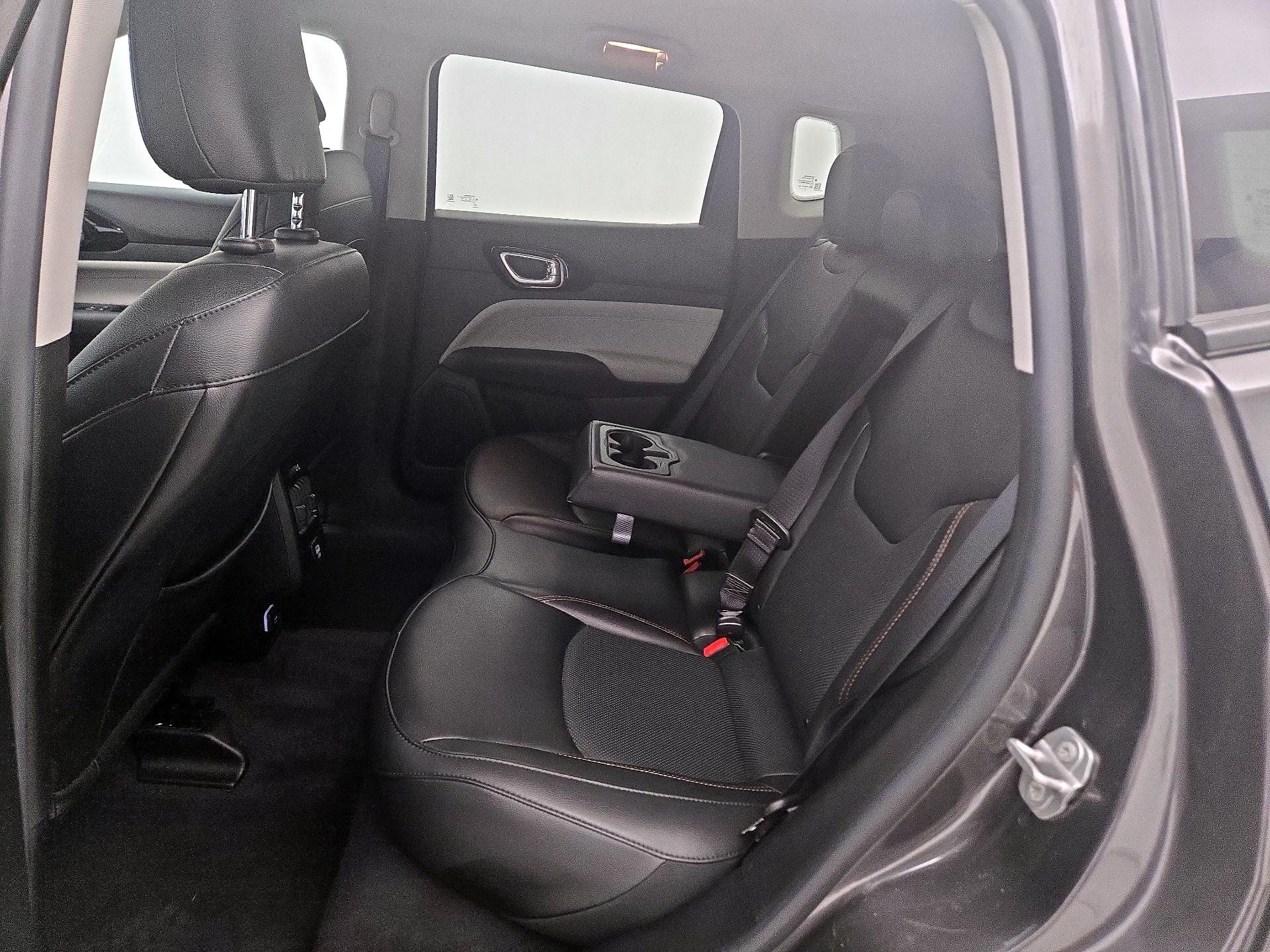 Thumbnail: 2022 Jeep Compass - 19