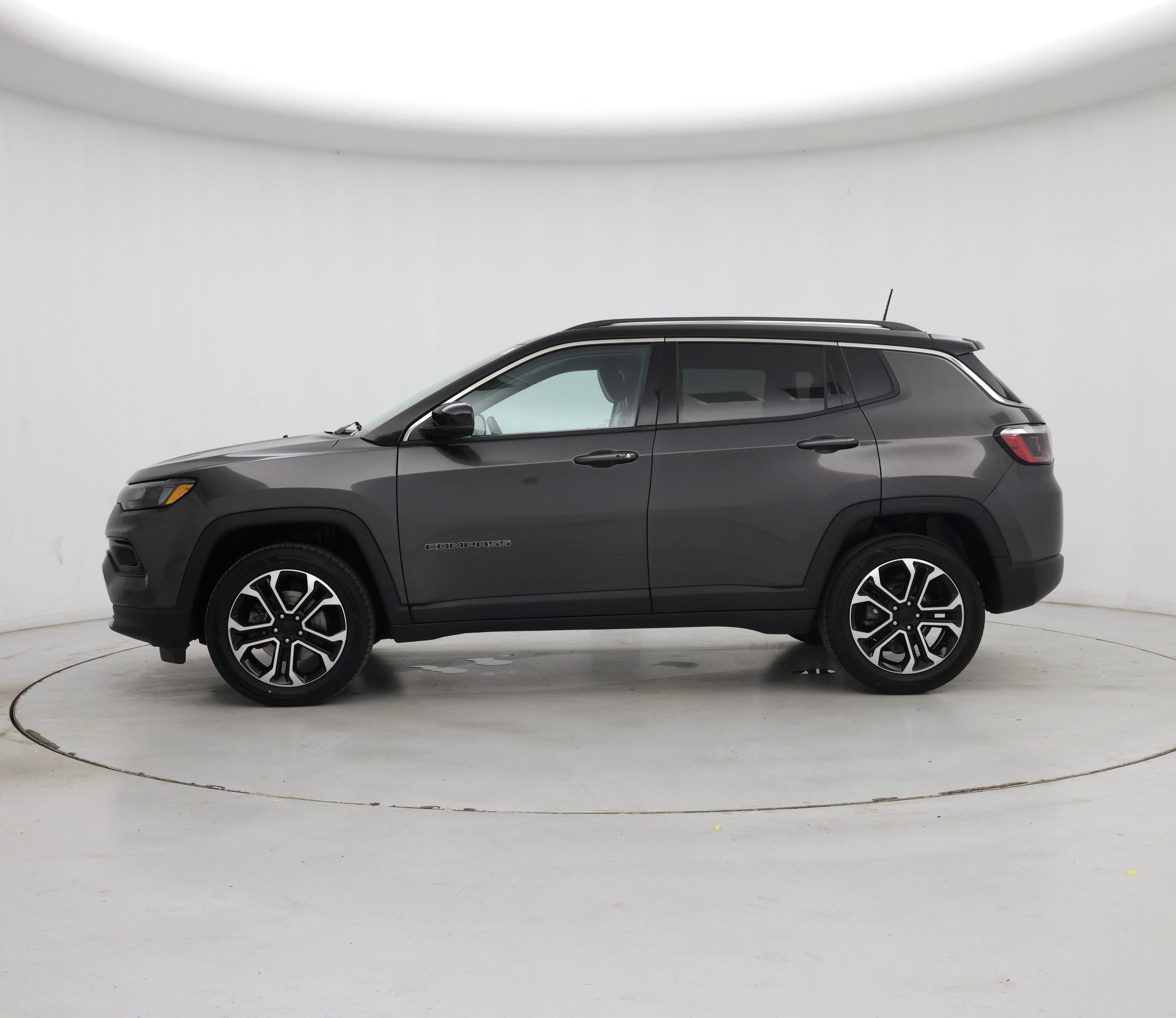 Thumbnail: 2022 Jeep Compass - 3