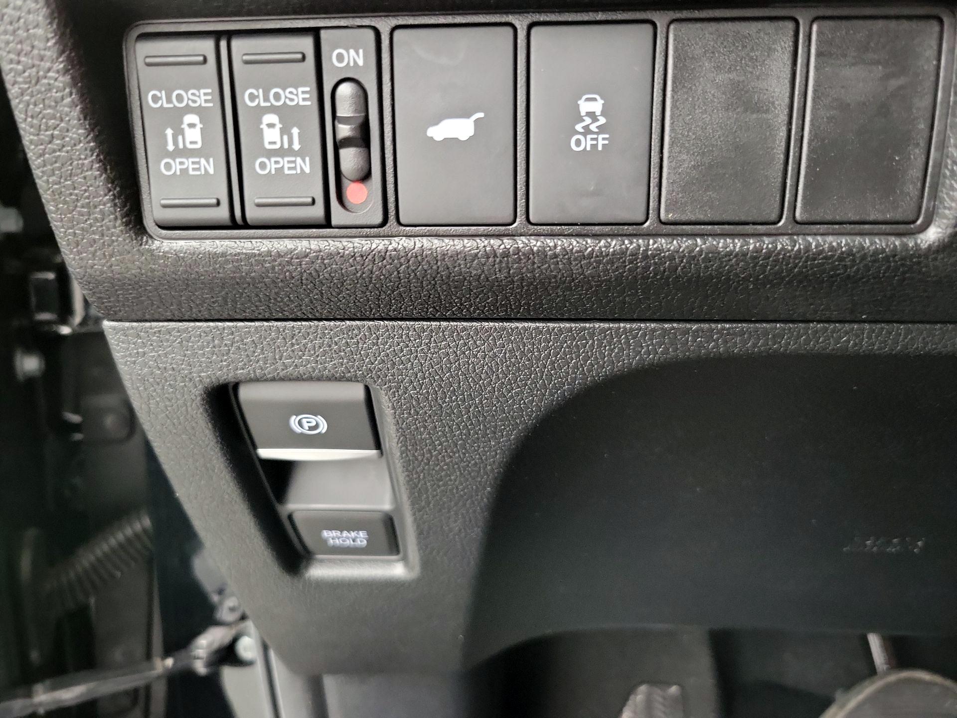 Thumbnail: 2025 Honda Odyssey - 13