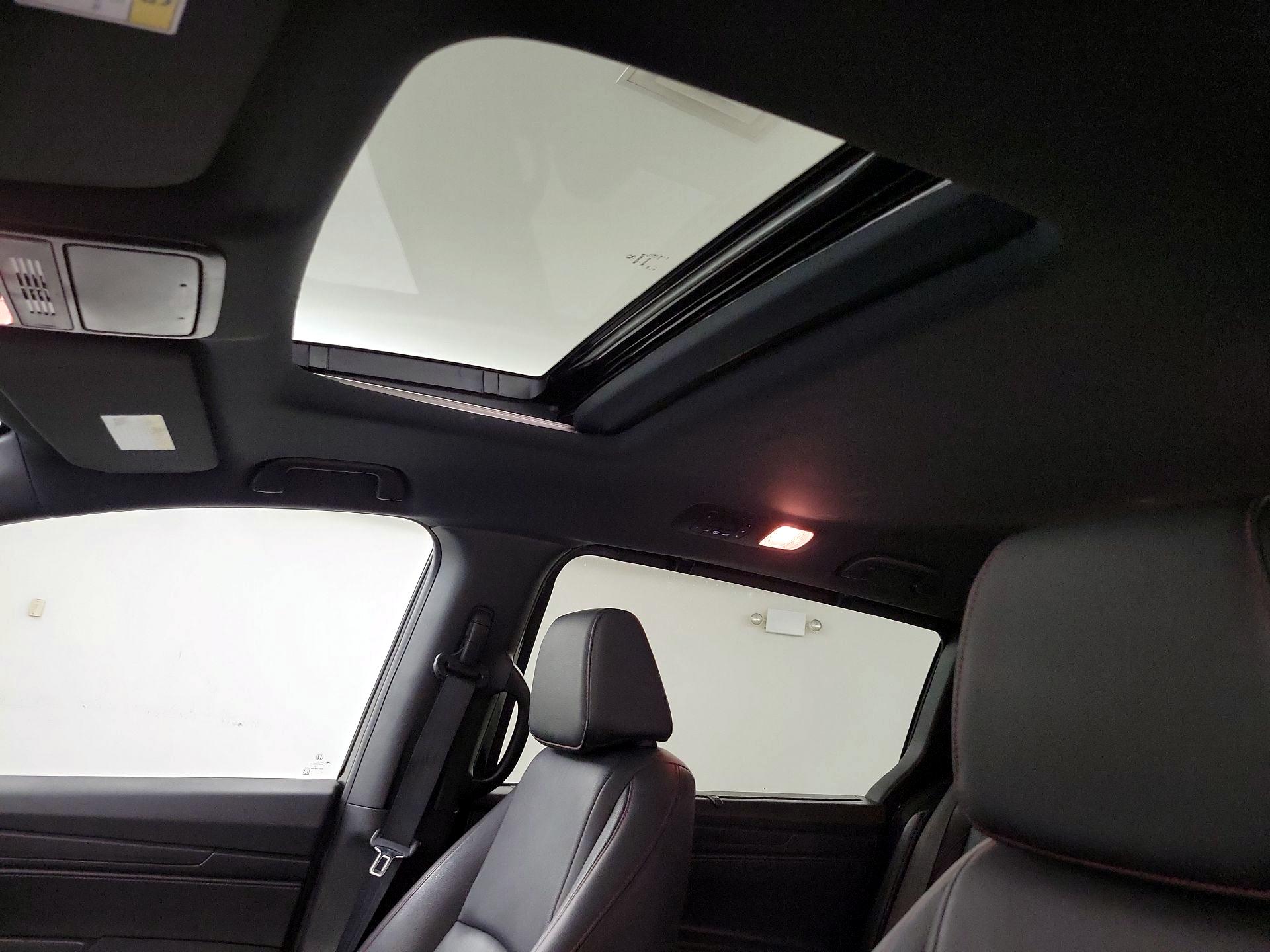 Thumbnail: 2025 Honda Odyssey - 19