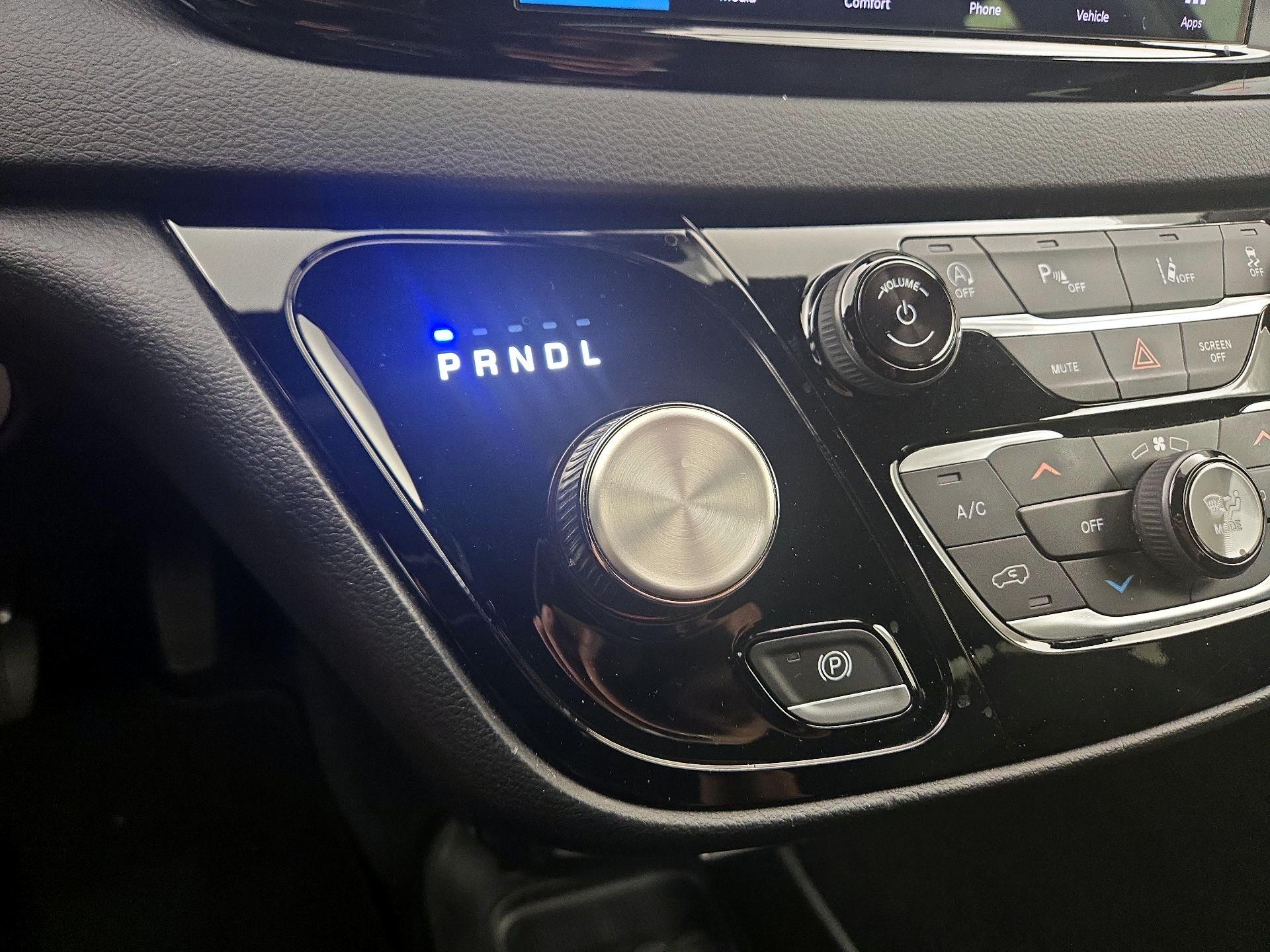 Thumbnail: 2025 Chrysler Pacifica - 17
