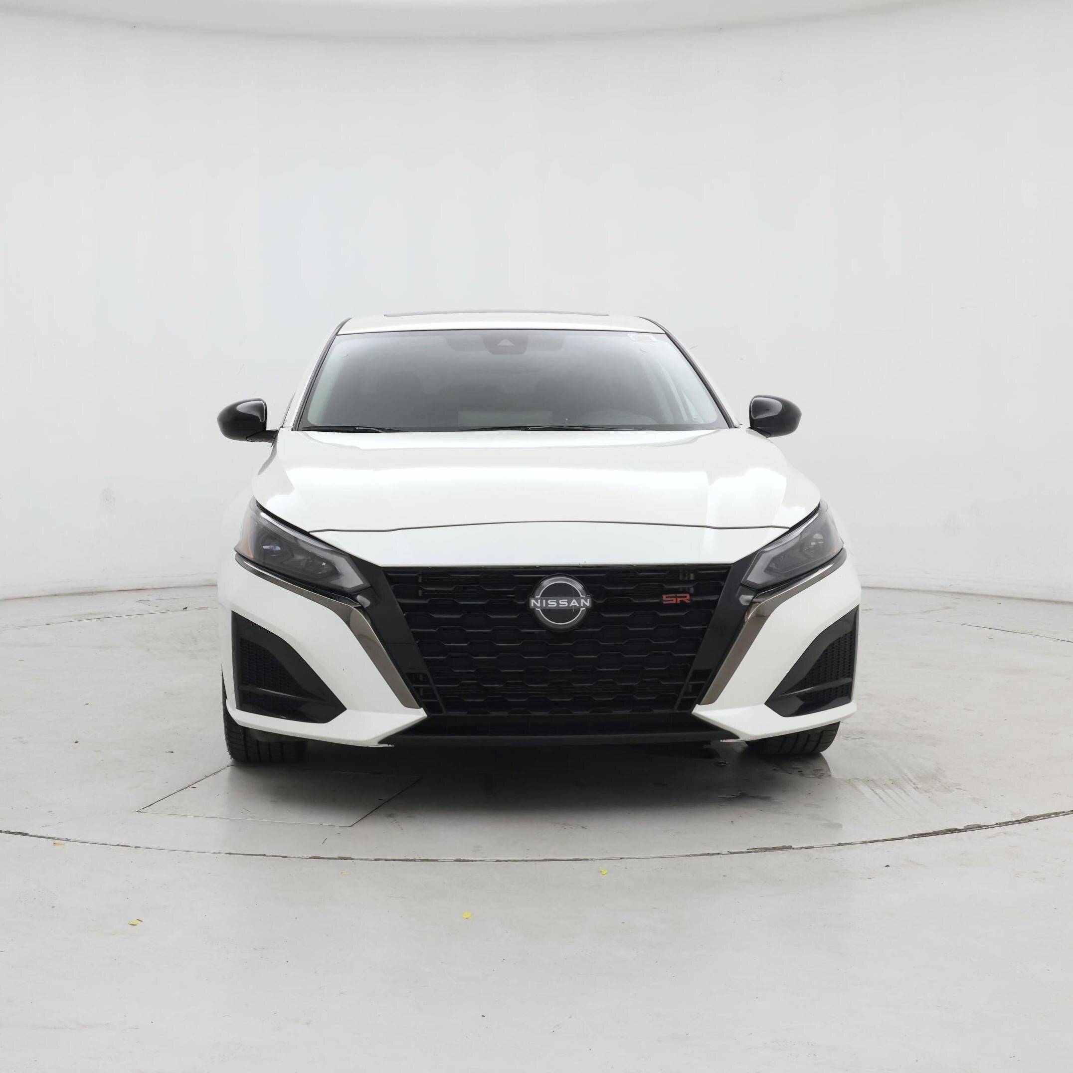 Thumbnail: 2023 Nissan Altima - 5