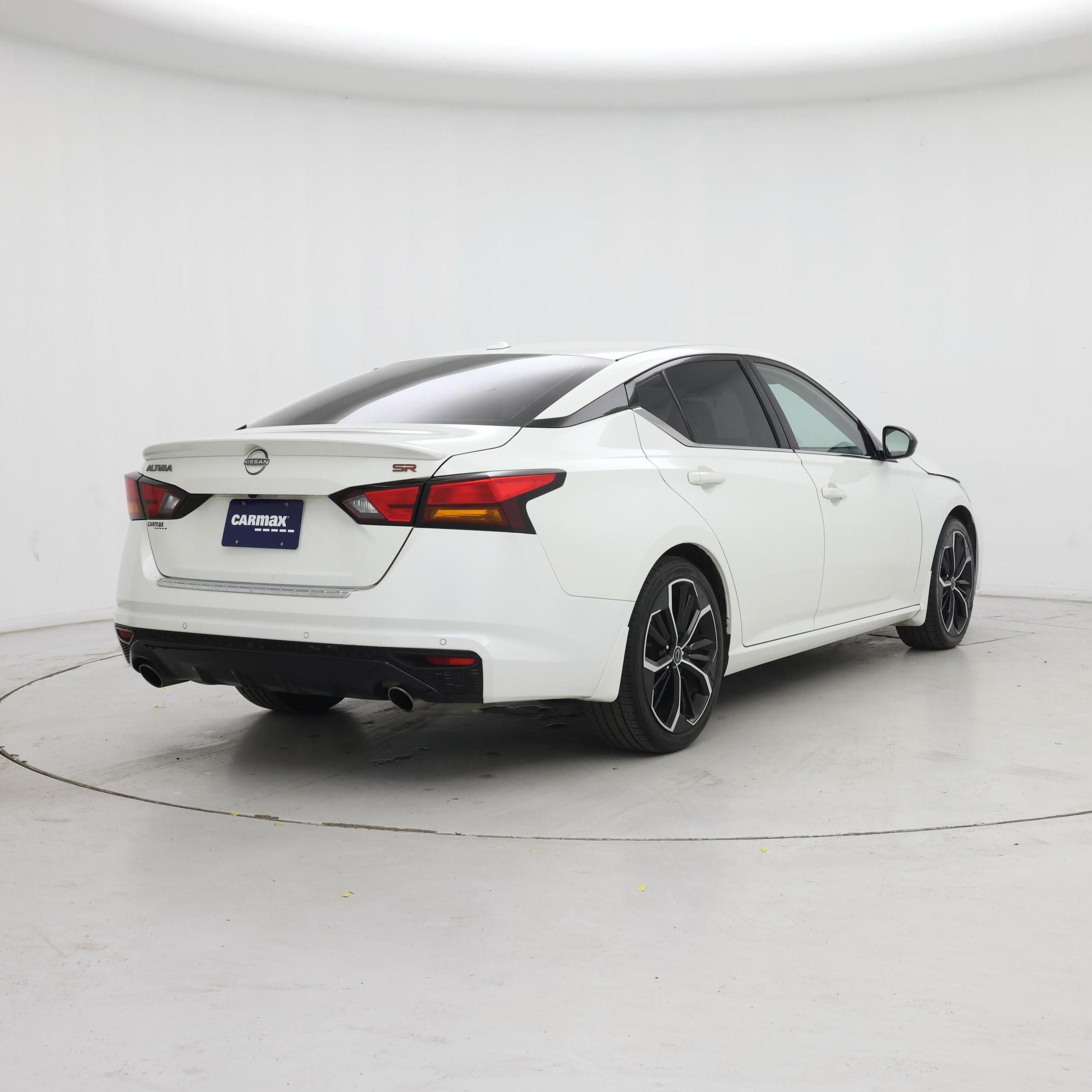 Thumbnail: 2023 Nissan Altima - 8