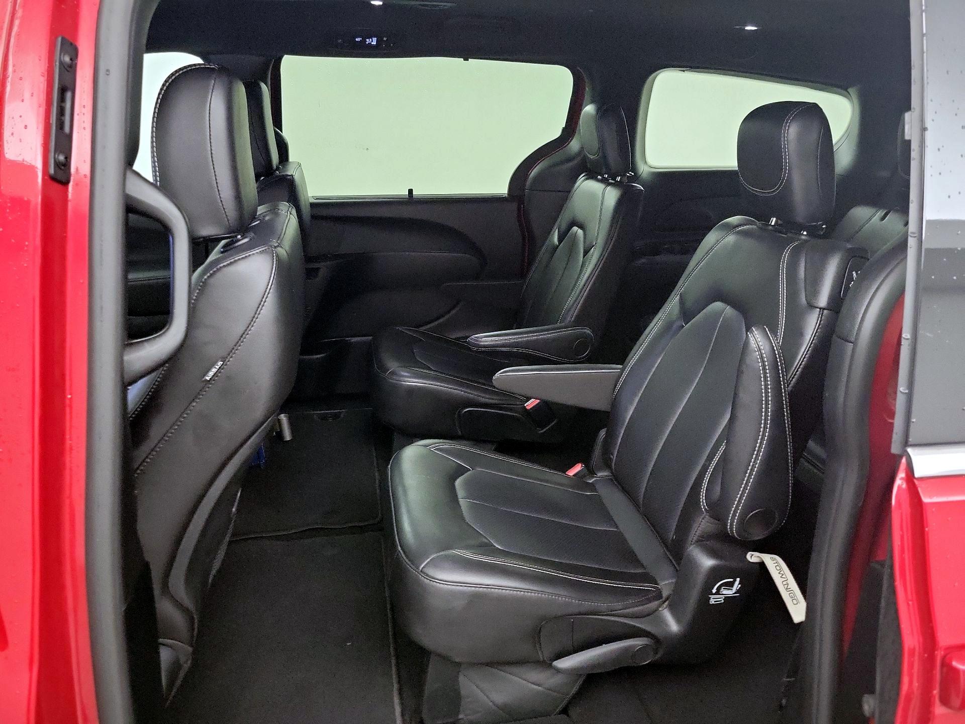 Thumbnail: 2025 Chrysler Pacifica - 19