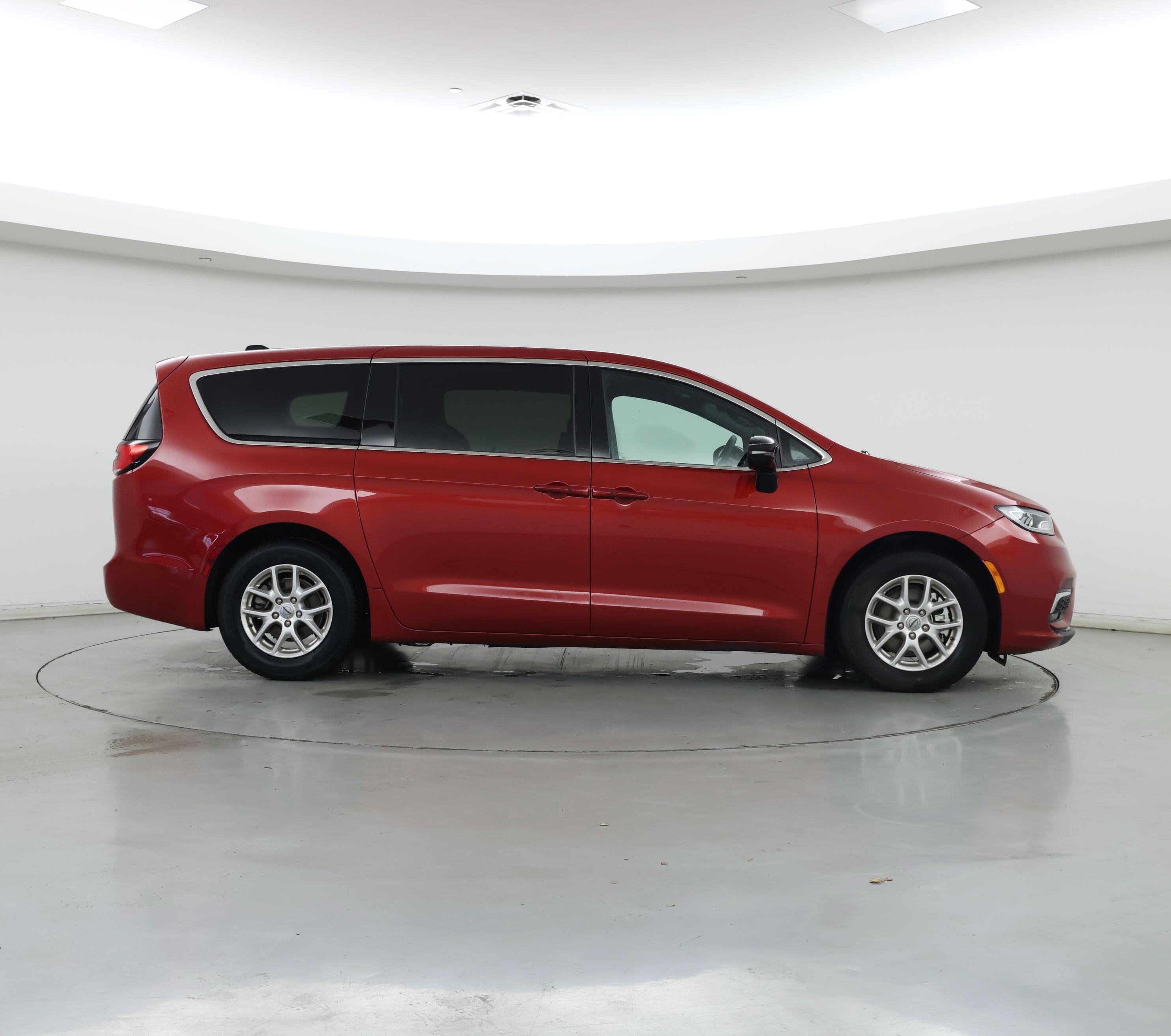 Thumbnail: 2025 Chrysler Pacifica - 7