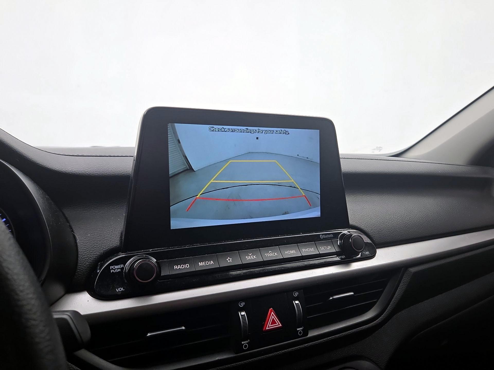 Thumbnail: 2021 Kia Forte - 14