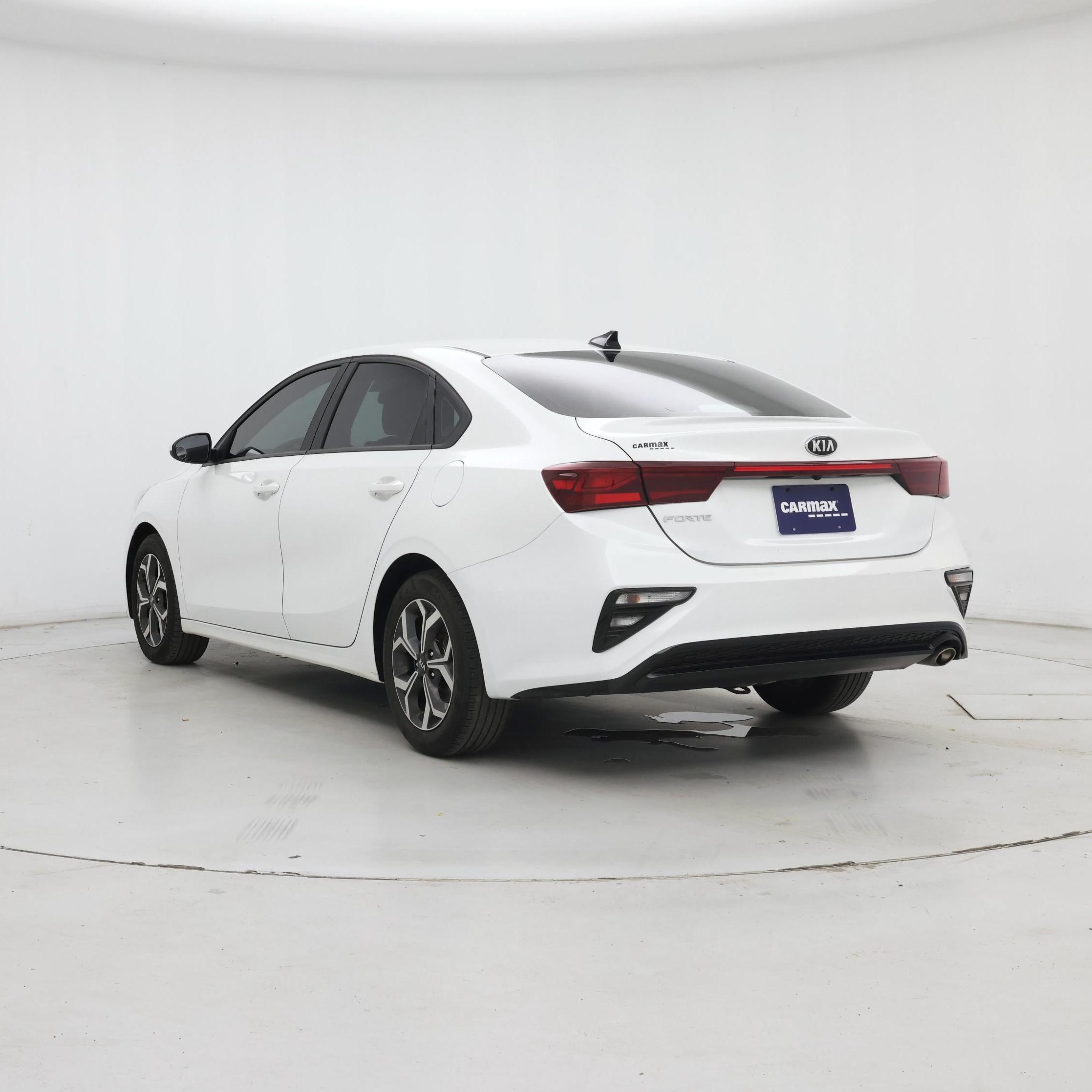 Thumbnail: 2021 Kia Forte - 2