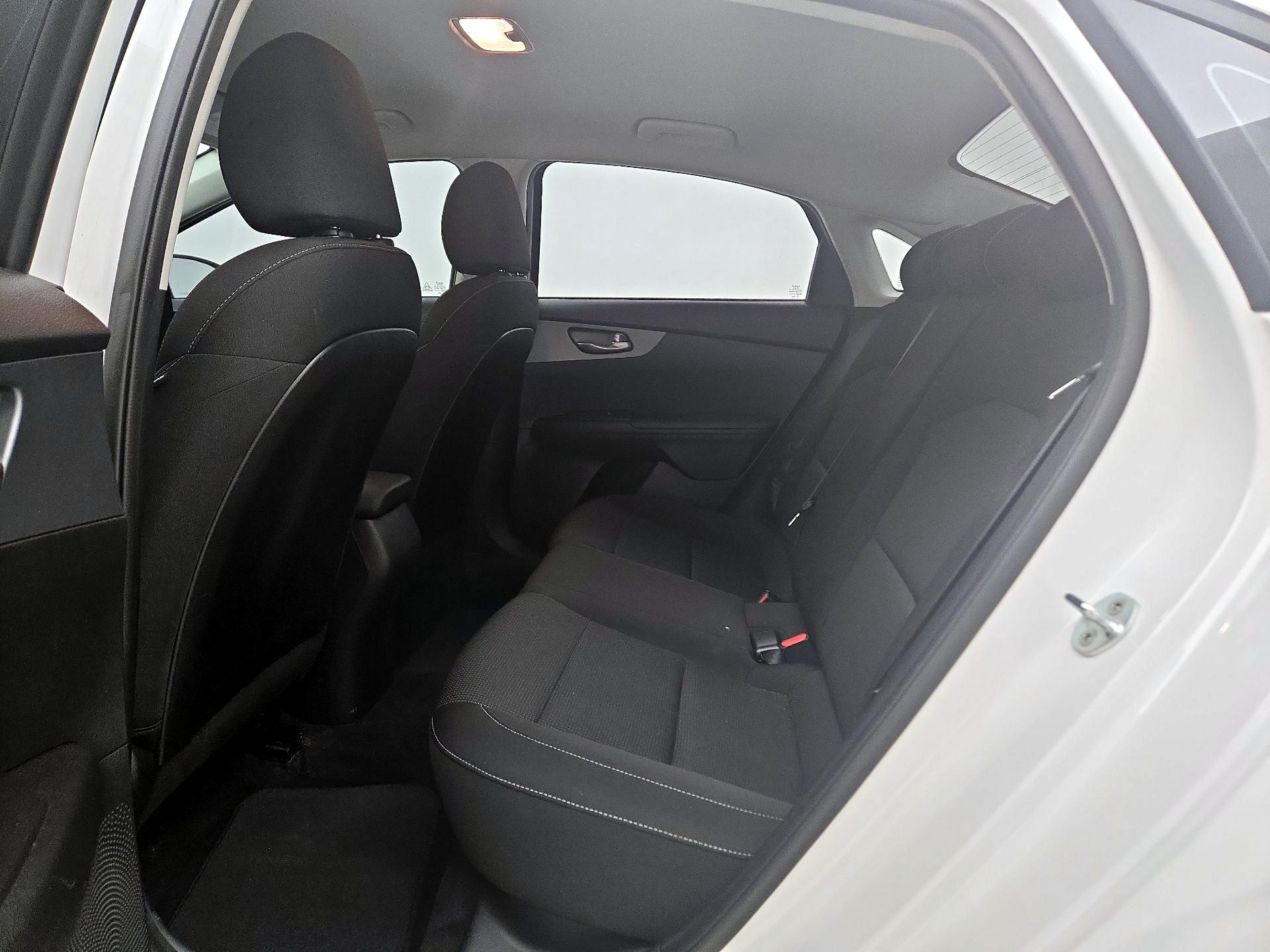 Thumbnail: 2021 Kia Forte - 19