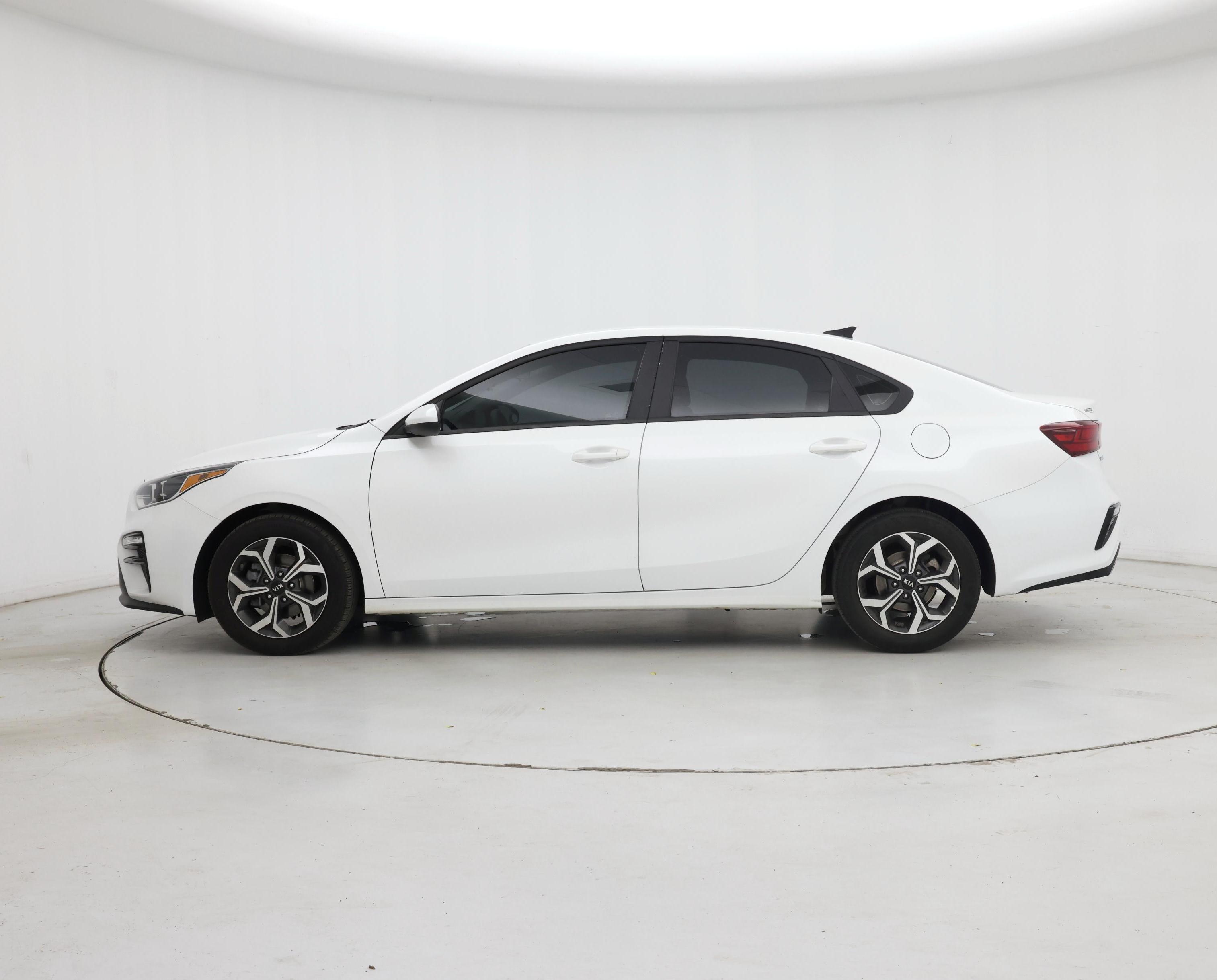 Thumbnail: 2021 Kia Forte - 3