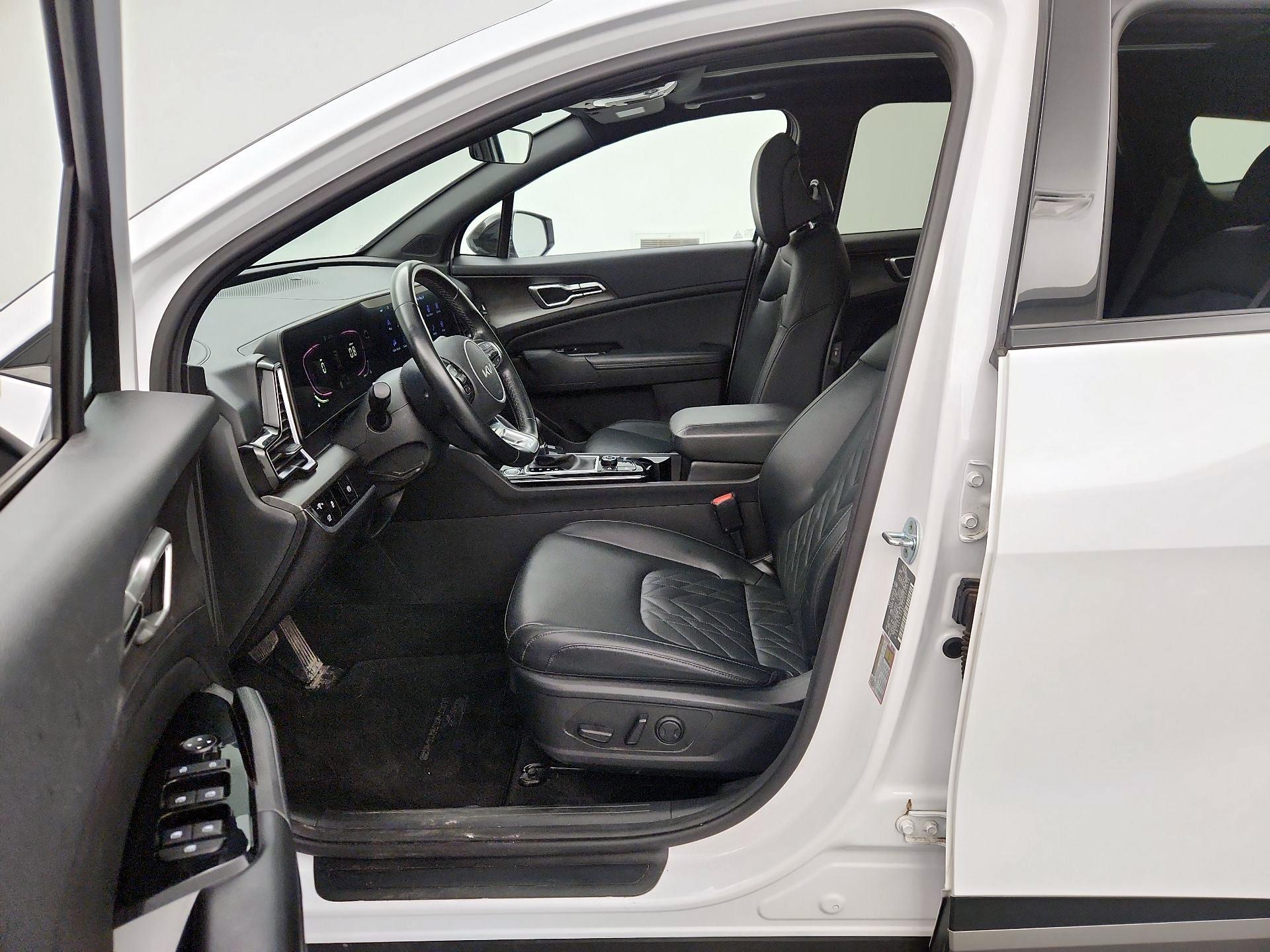 Thumbnail: 2023 Kia Sportage - 11