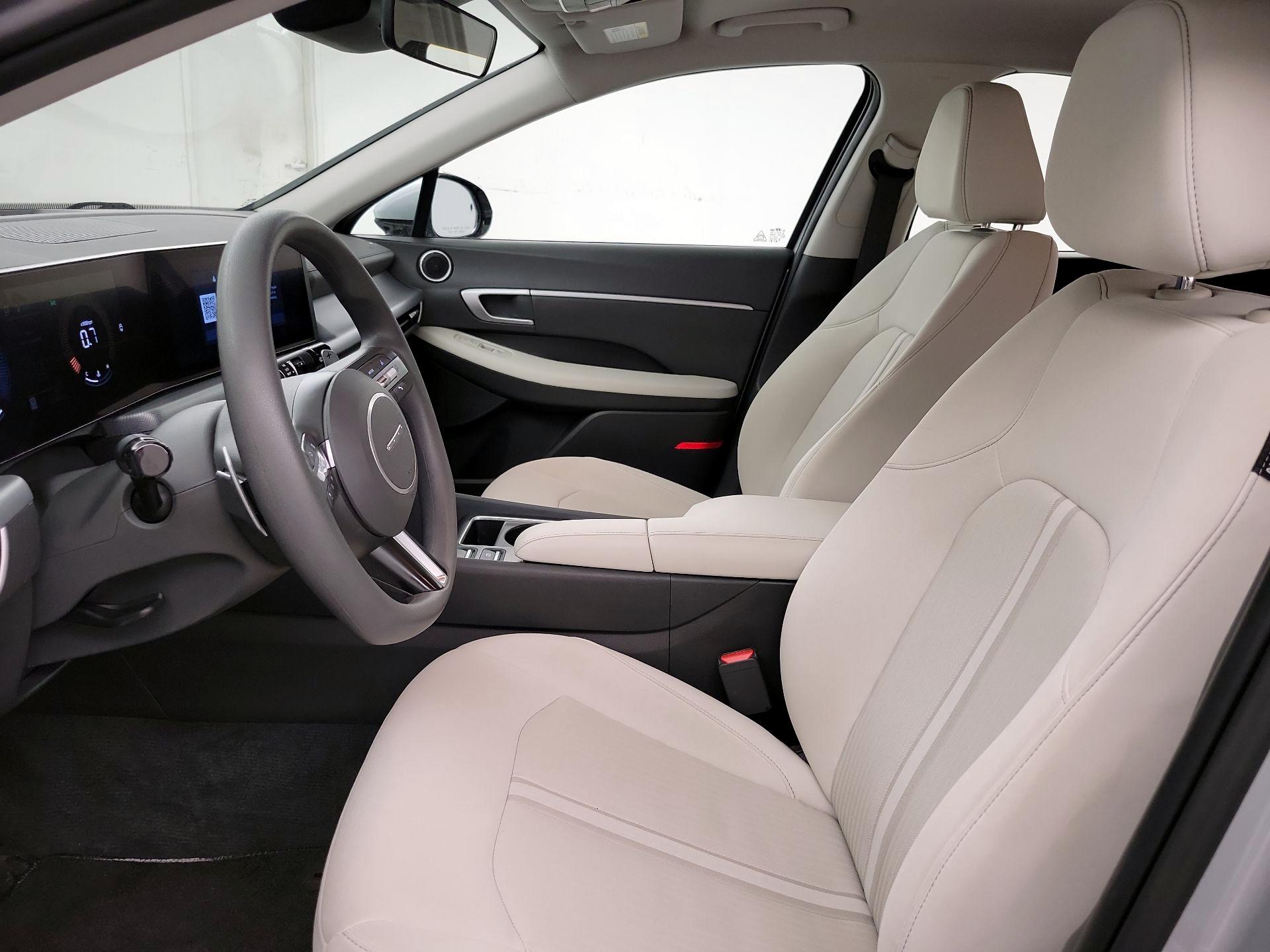 Thumbnail: 2024 Hyundai Sonata - 11
