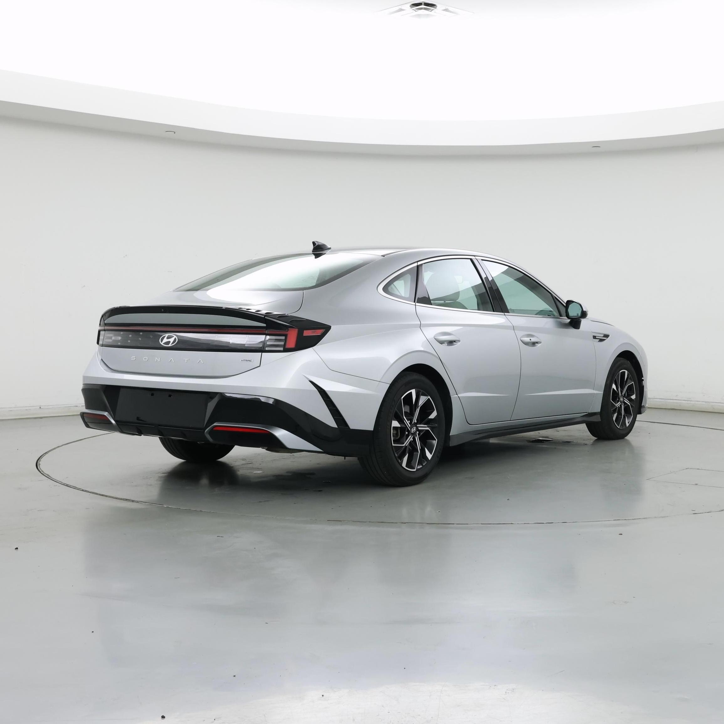 Thumbnail: 2024 Hyundai Sonata - 8