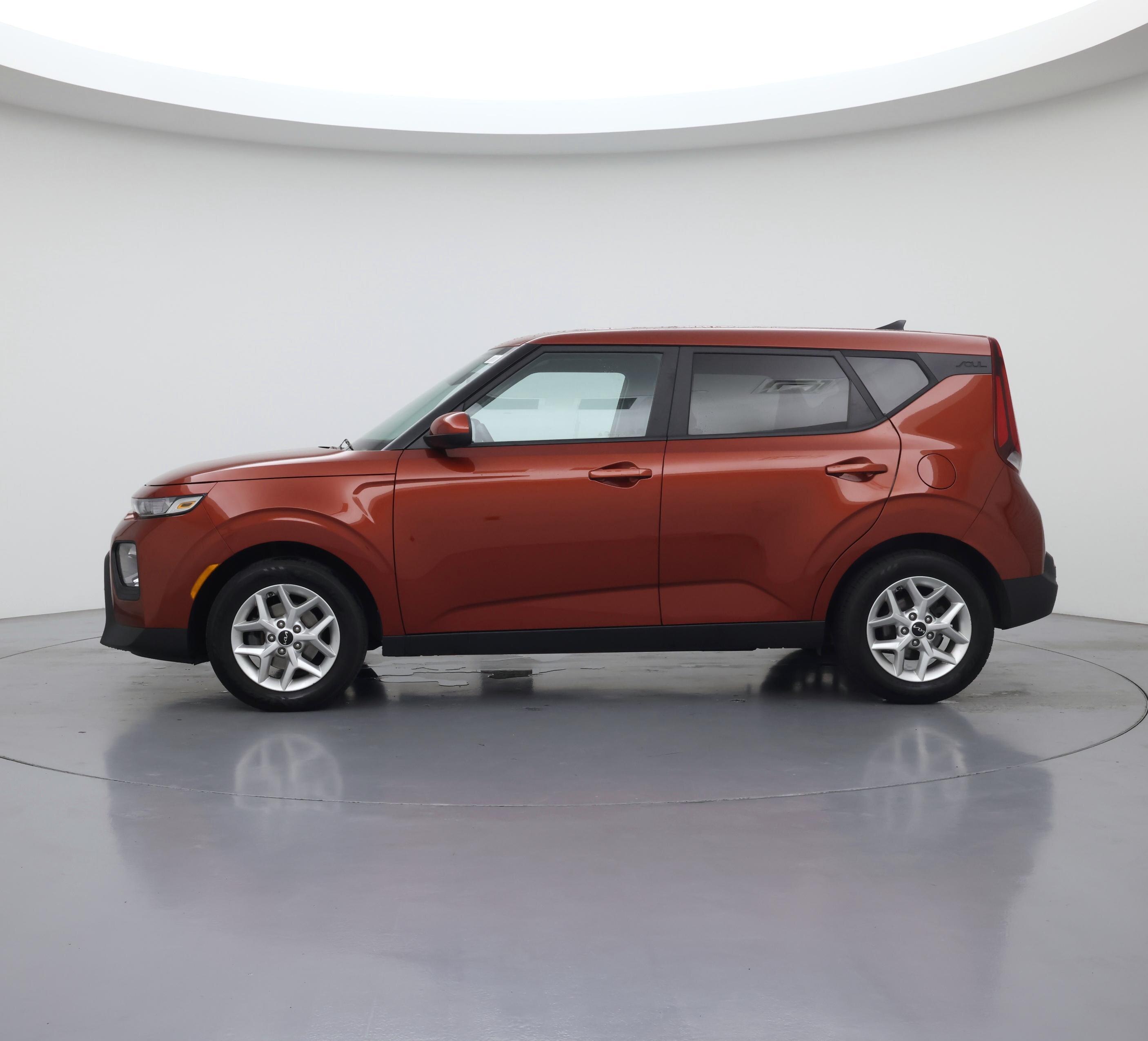 Thumbnail: 2022 Kia Soul - 3