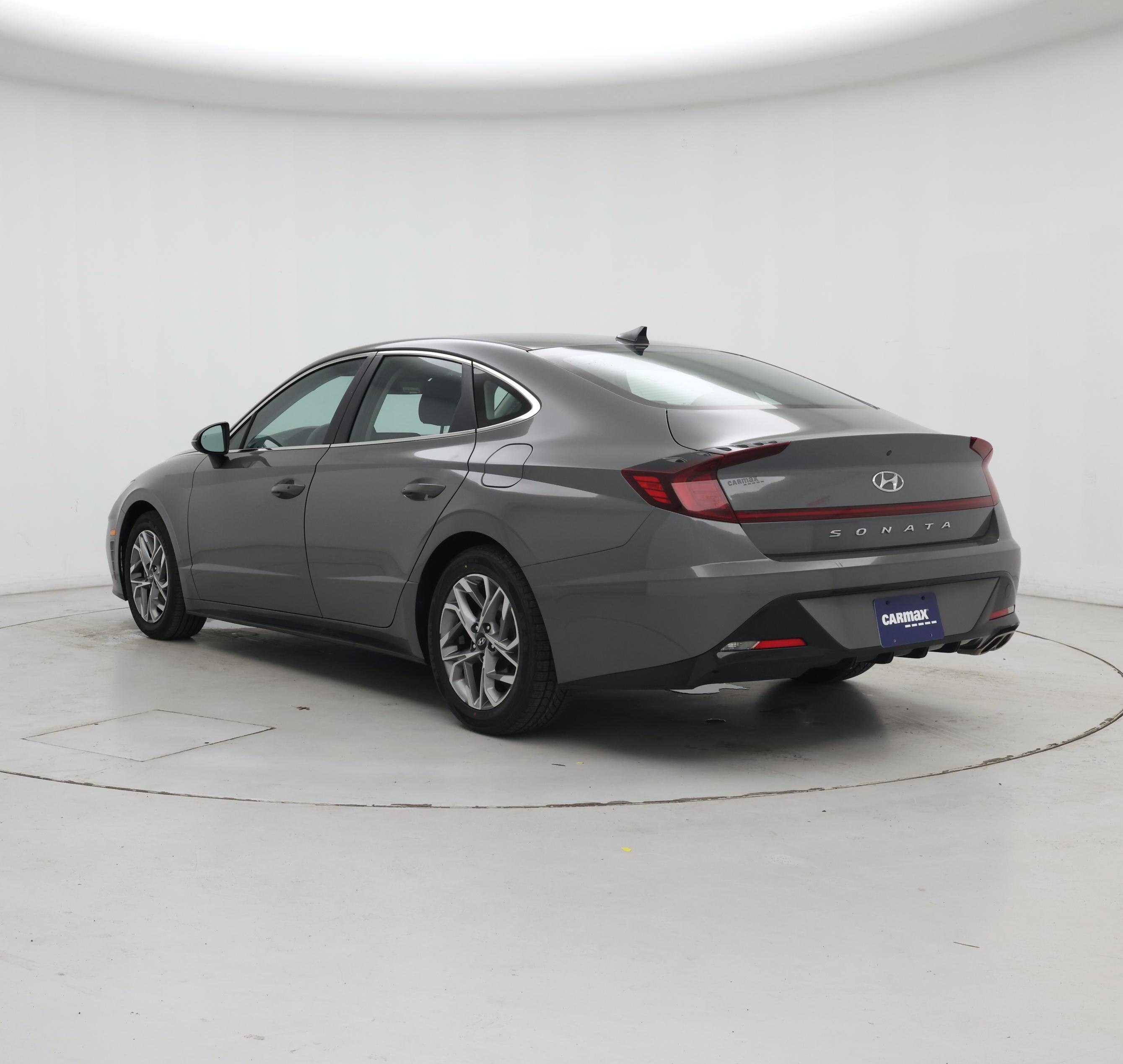 Thumbnail: 2023 Hyundai Sonata - 2