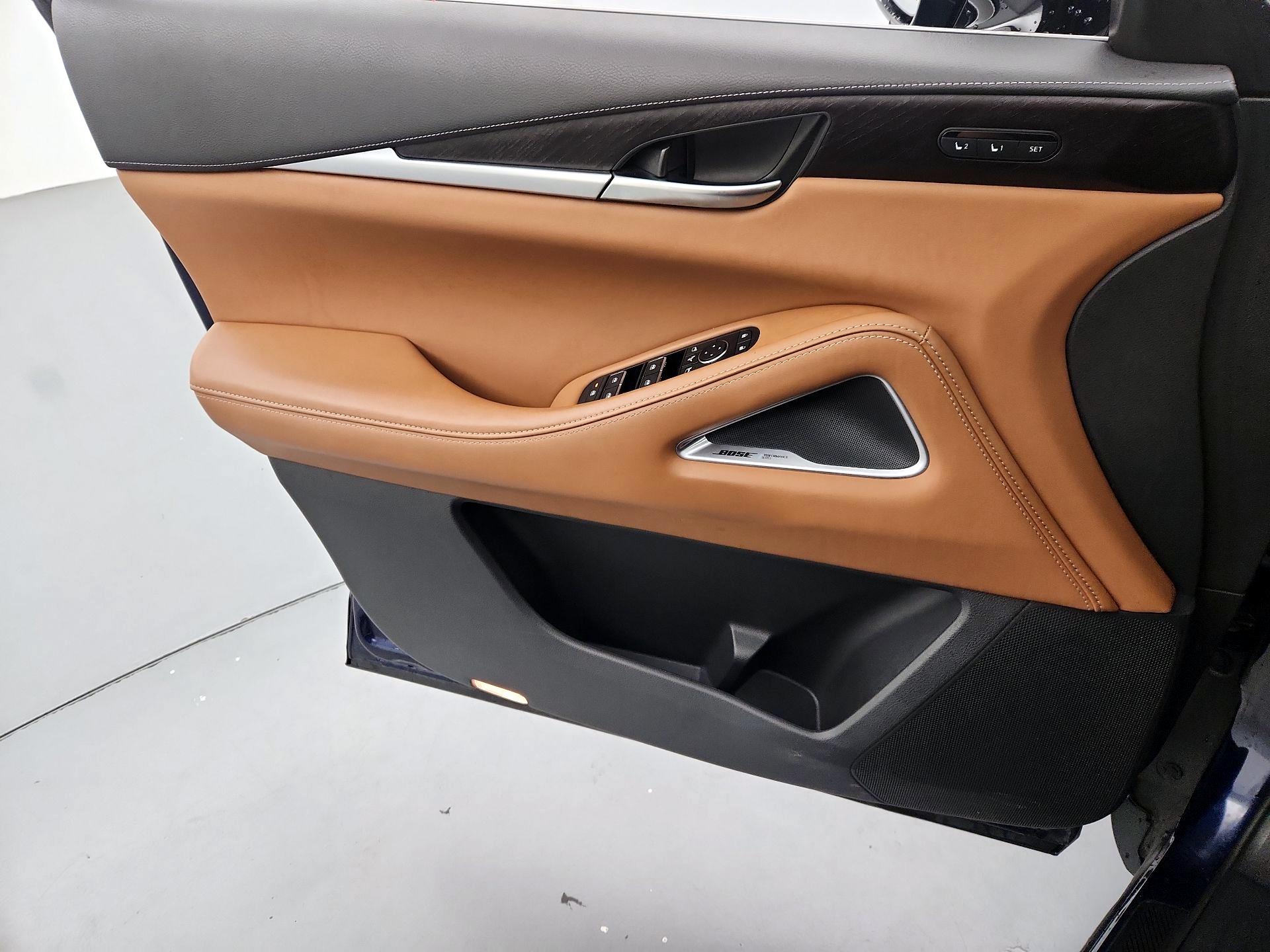 Thumbnail: 2023 INFINITI QX60 - 12