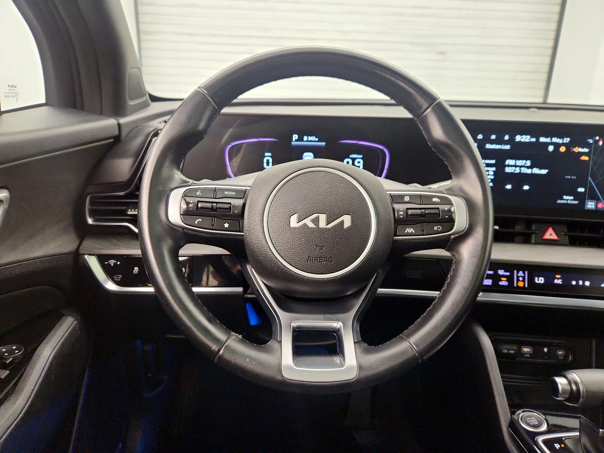 Thumbnail: 2023 Kia Sportage - 10