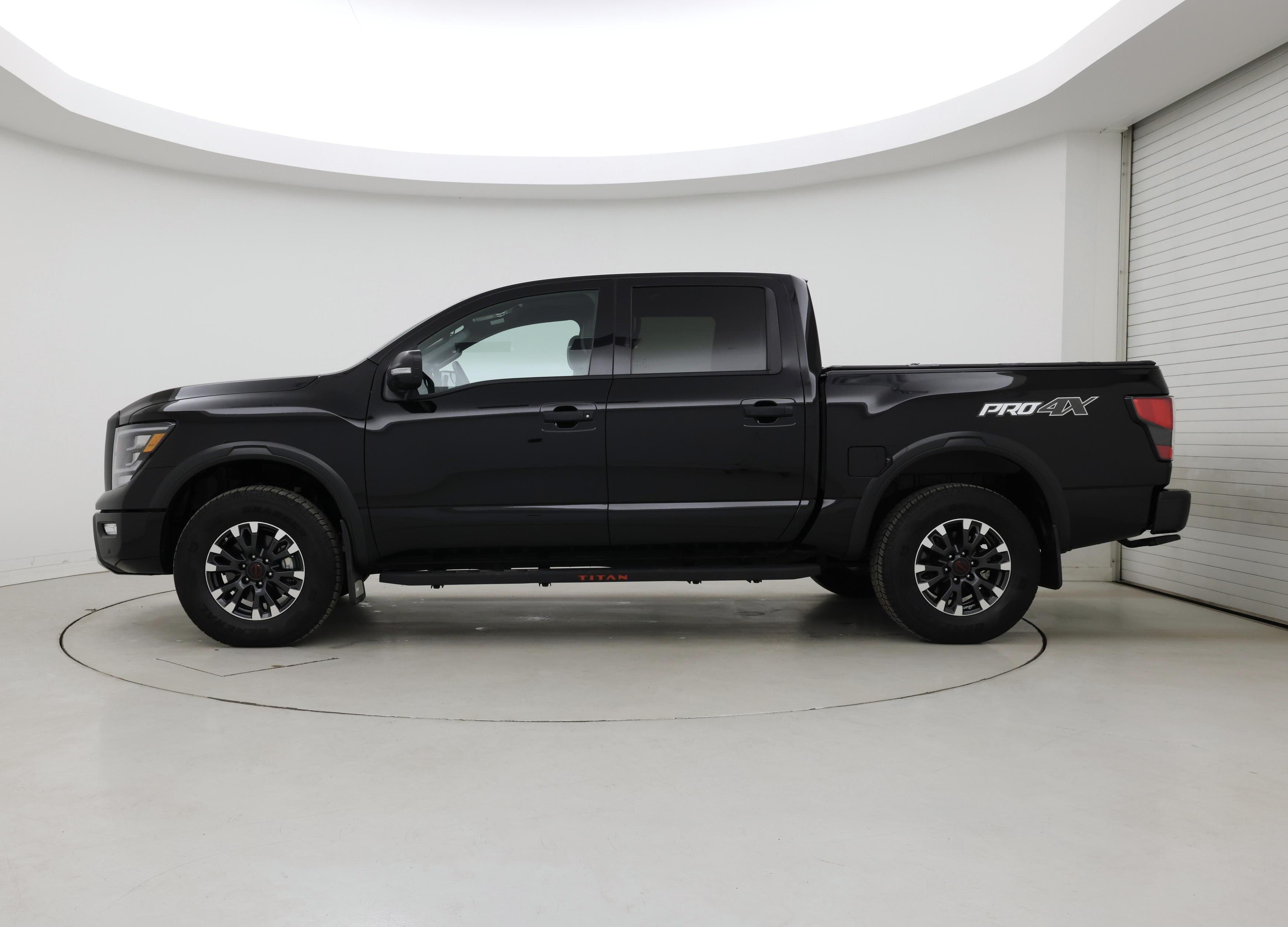 Thumbnail: 2024 Nissan Titan - 3