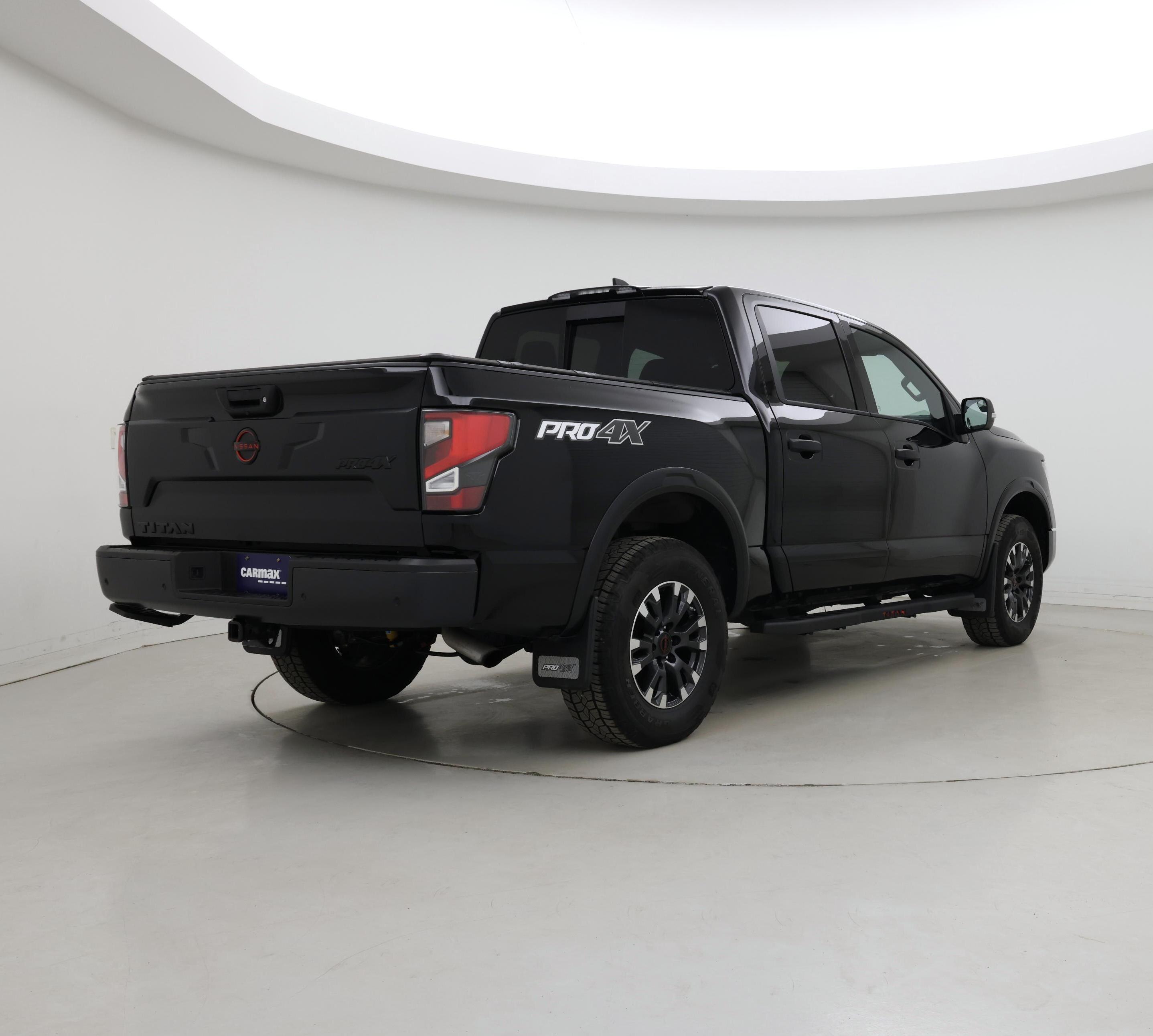 Thumbnail: 2024 Nissan Titan - 8