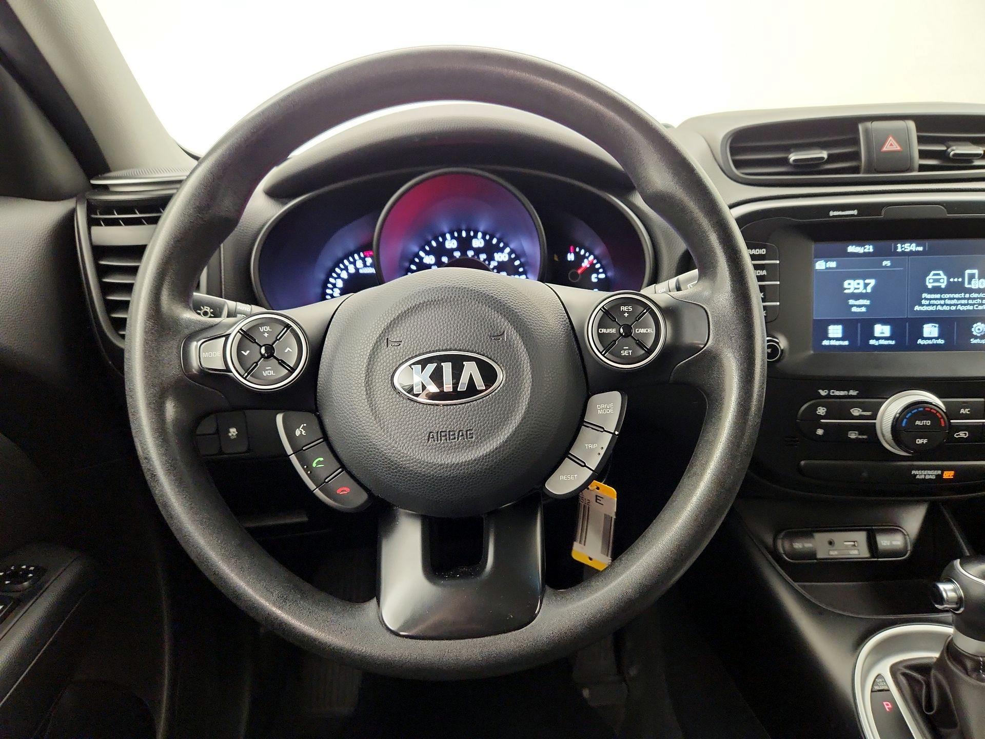 Thumbnail: 2019 Kia Soul - 10
