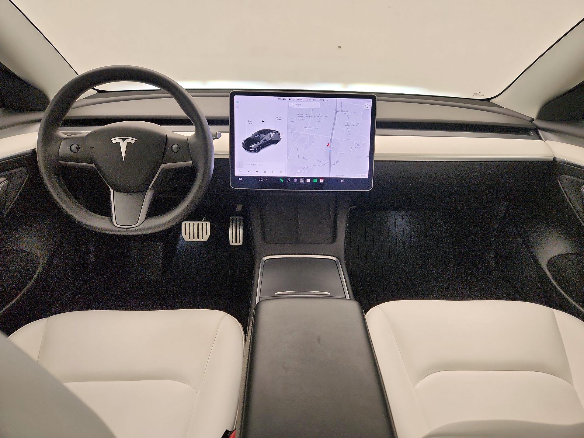 Thumbnail: 2022 Tesla Model 3 - 9