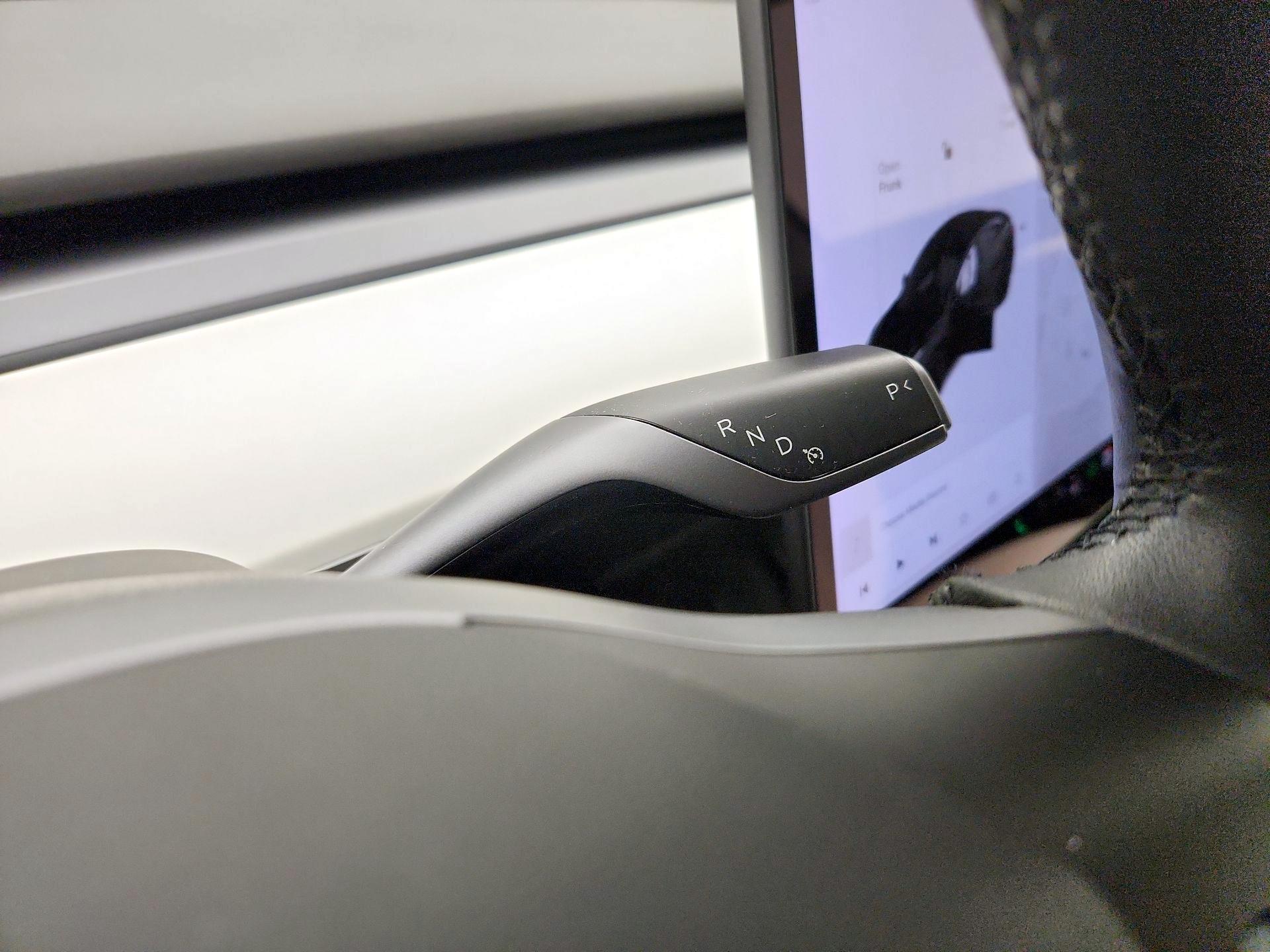 Thumbnail: 2022 Tesla Model 3 - 17