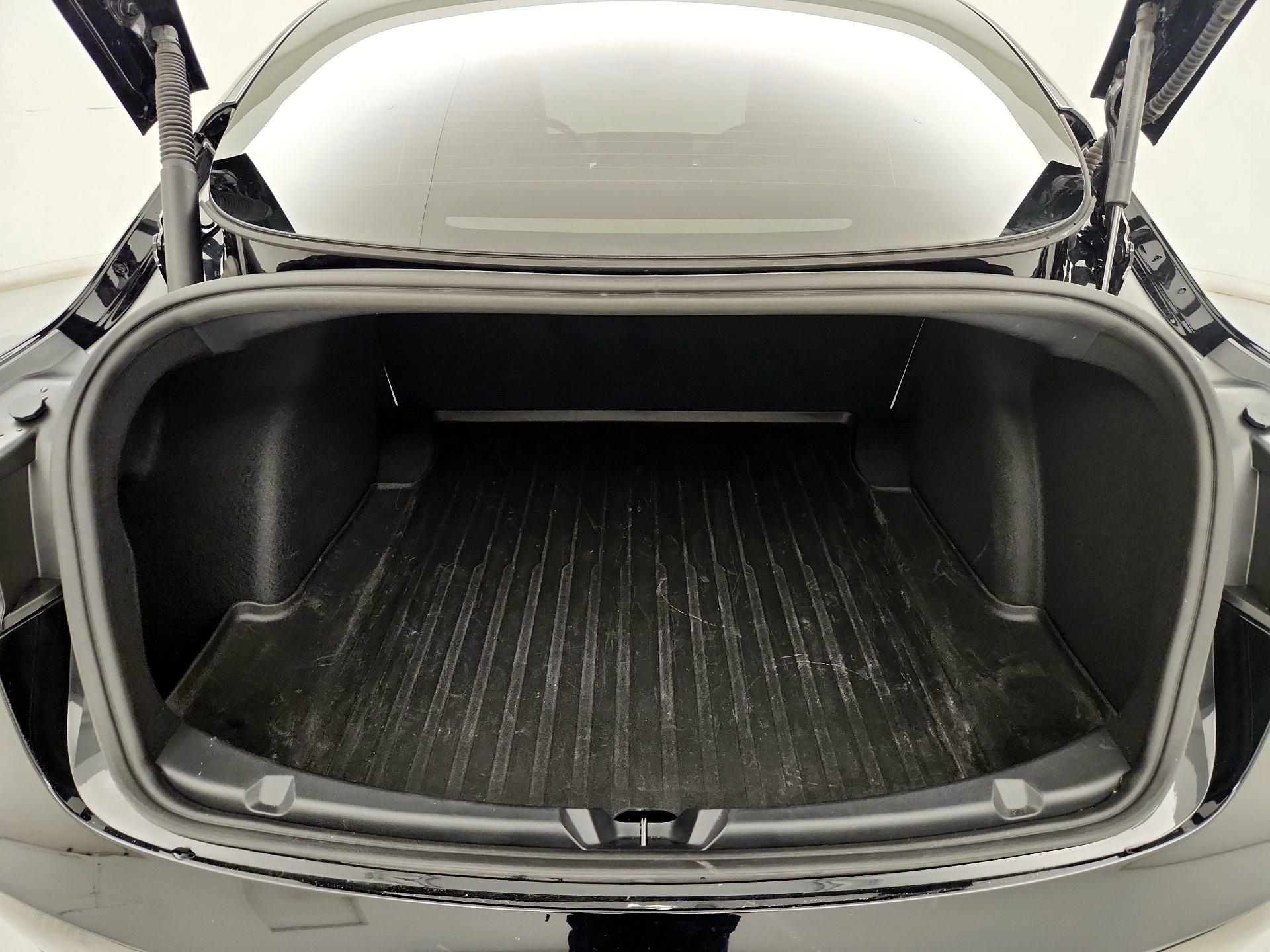 Thumbnail: 2022 Tesla Model 3 - 20