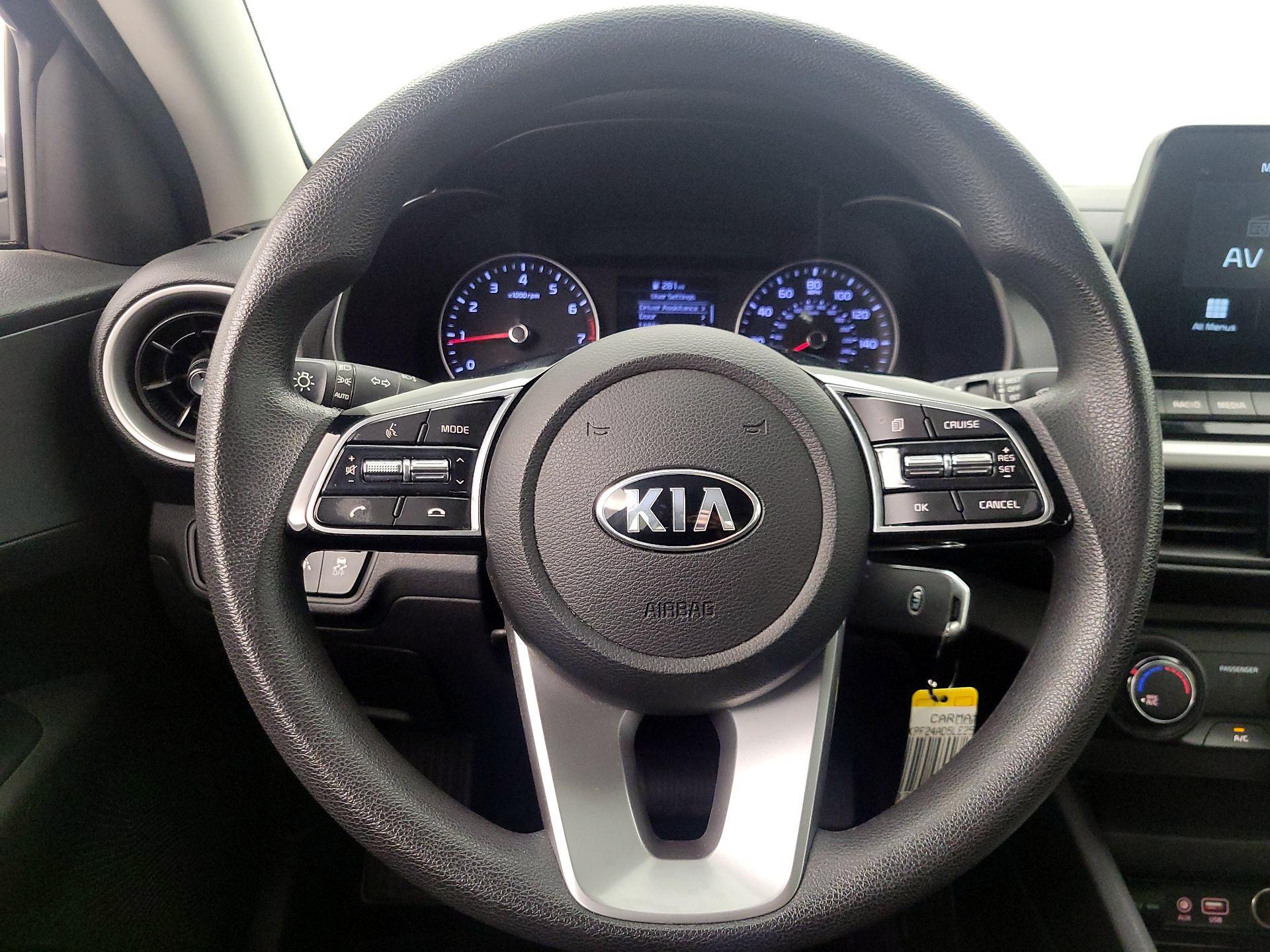 Thumbnail: 2020 Kia Forte - 10