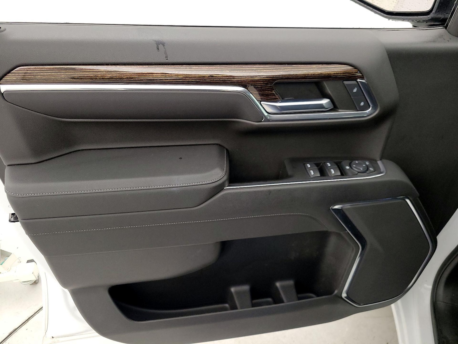 2023 GMC Sierra 1500 Elevation - Photo 13