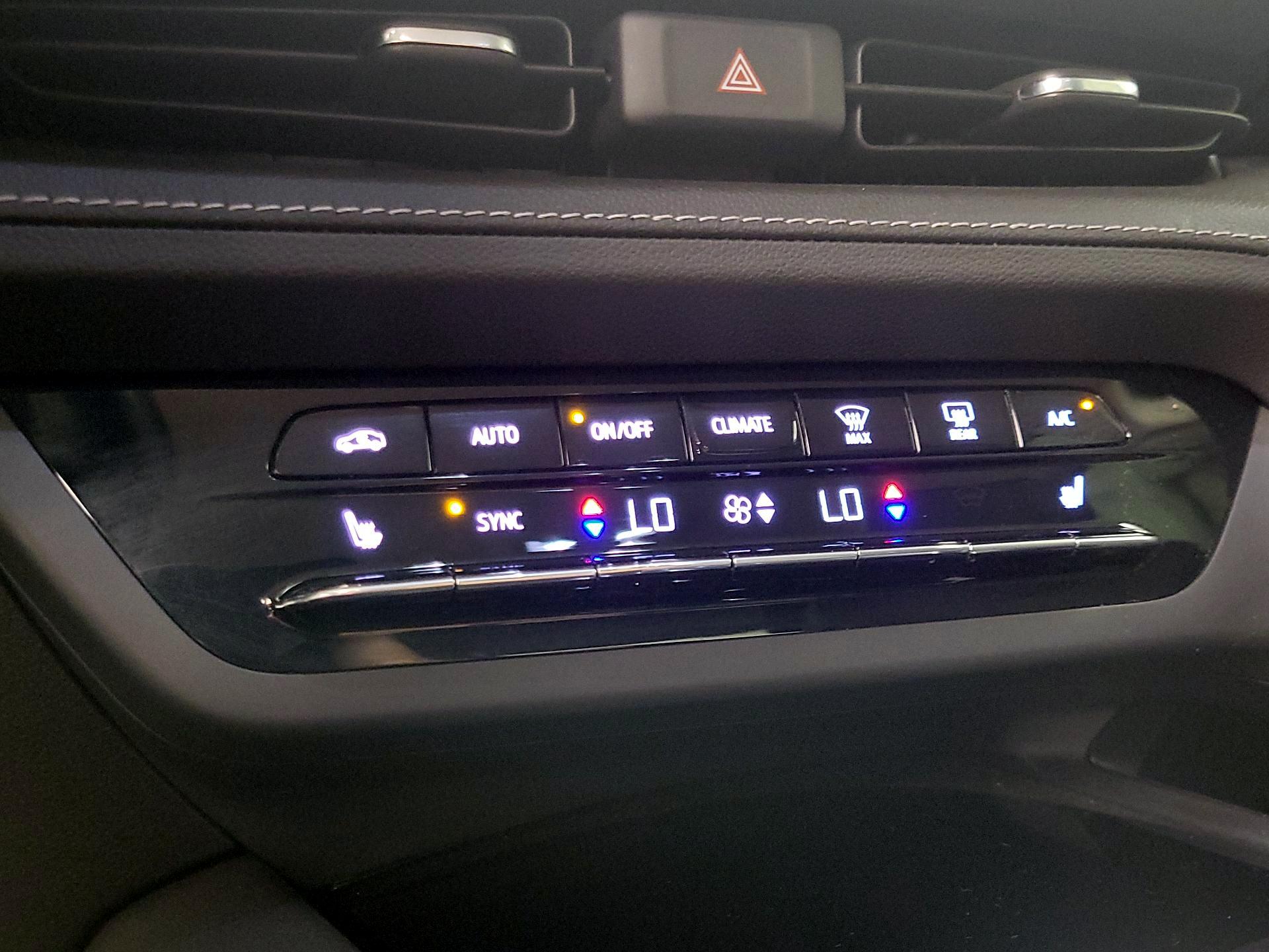 Thumbnail: 2023 Buick Envision - 16
