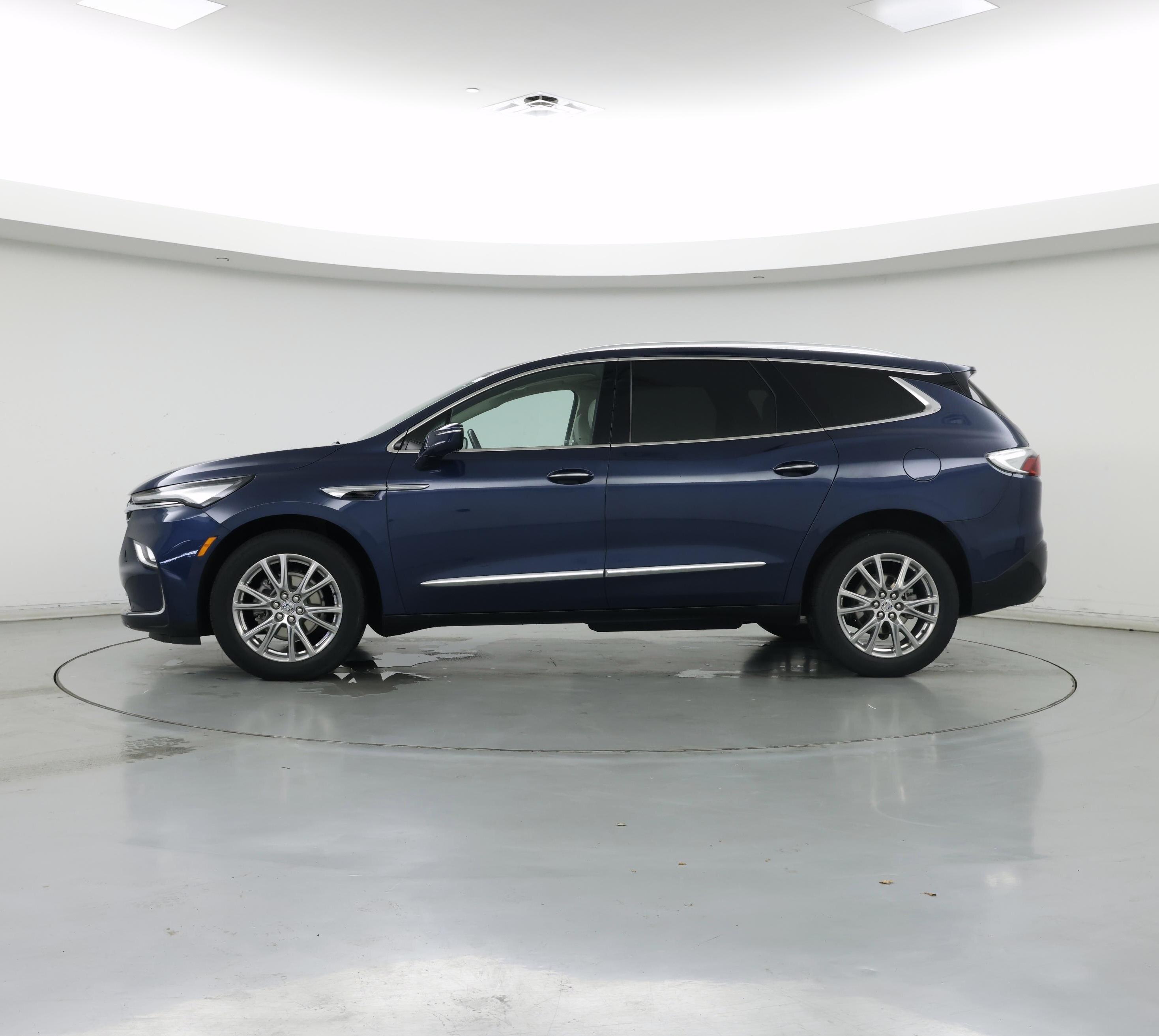 Thumbnail: 2023 Buick Enclave - 3
