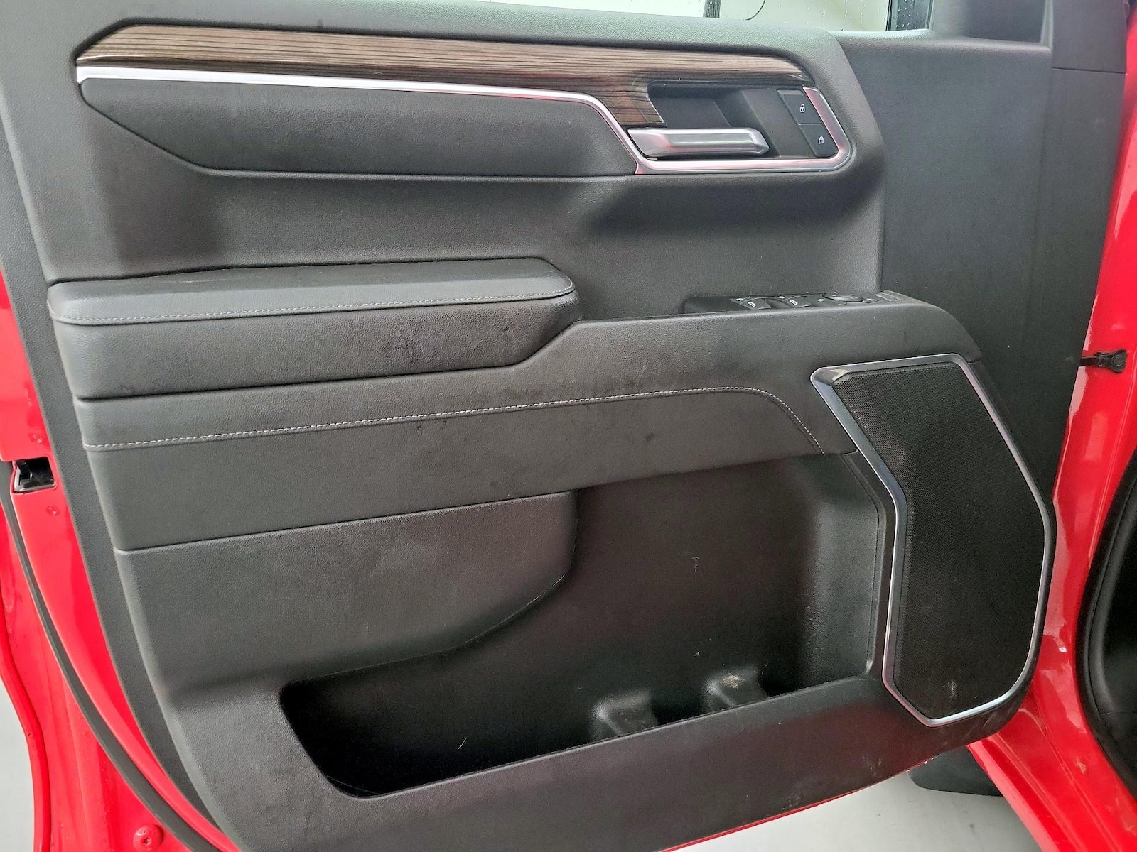 2022 Chevrolet Silverado 1500 LT - Photo 13