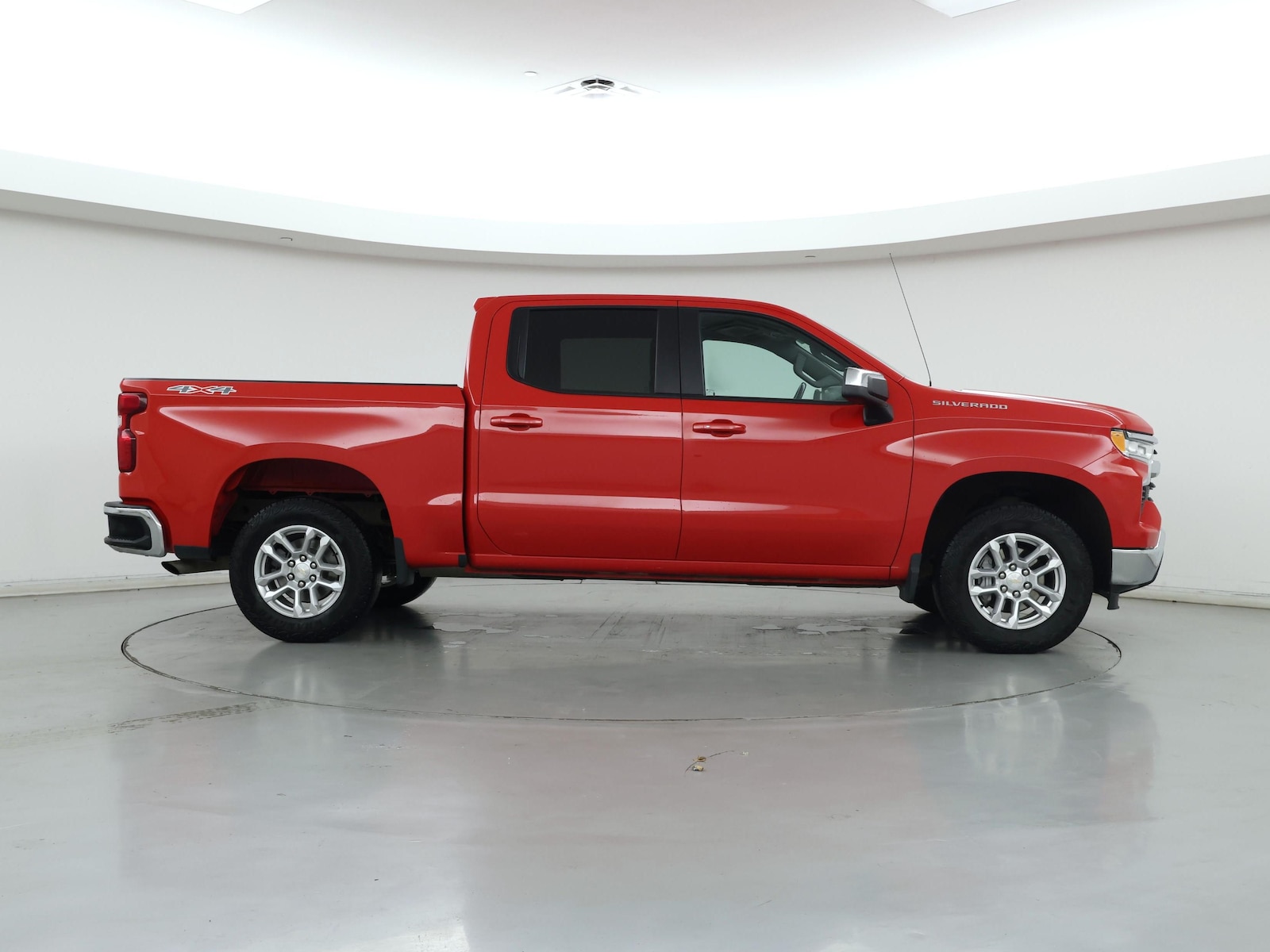 2022 Chevrolet Silverado 1500 LT - Photo 8