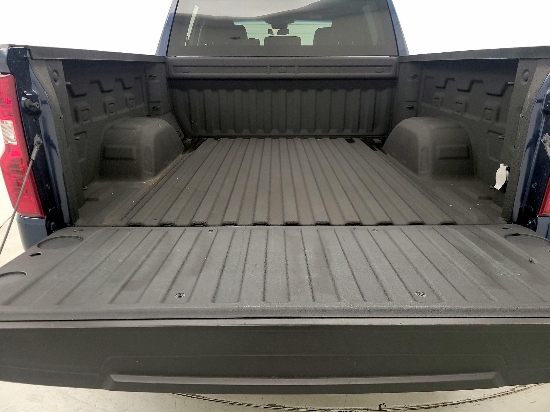 Thumbnail: 2023 Chevrolet Silverado 1500 - 20