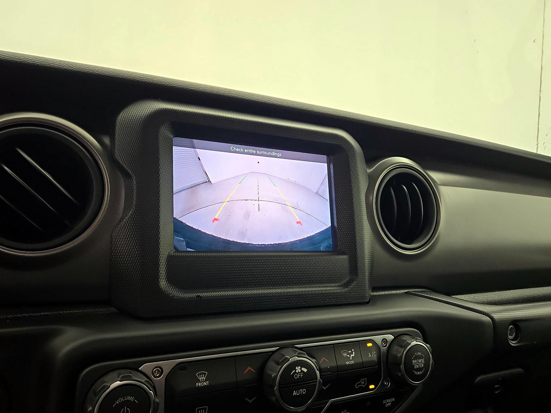Thumbnail: 2023 Jeep Wrangler - 14