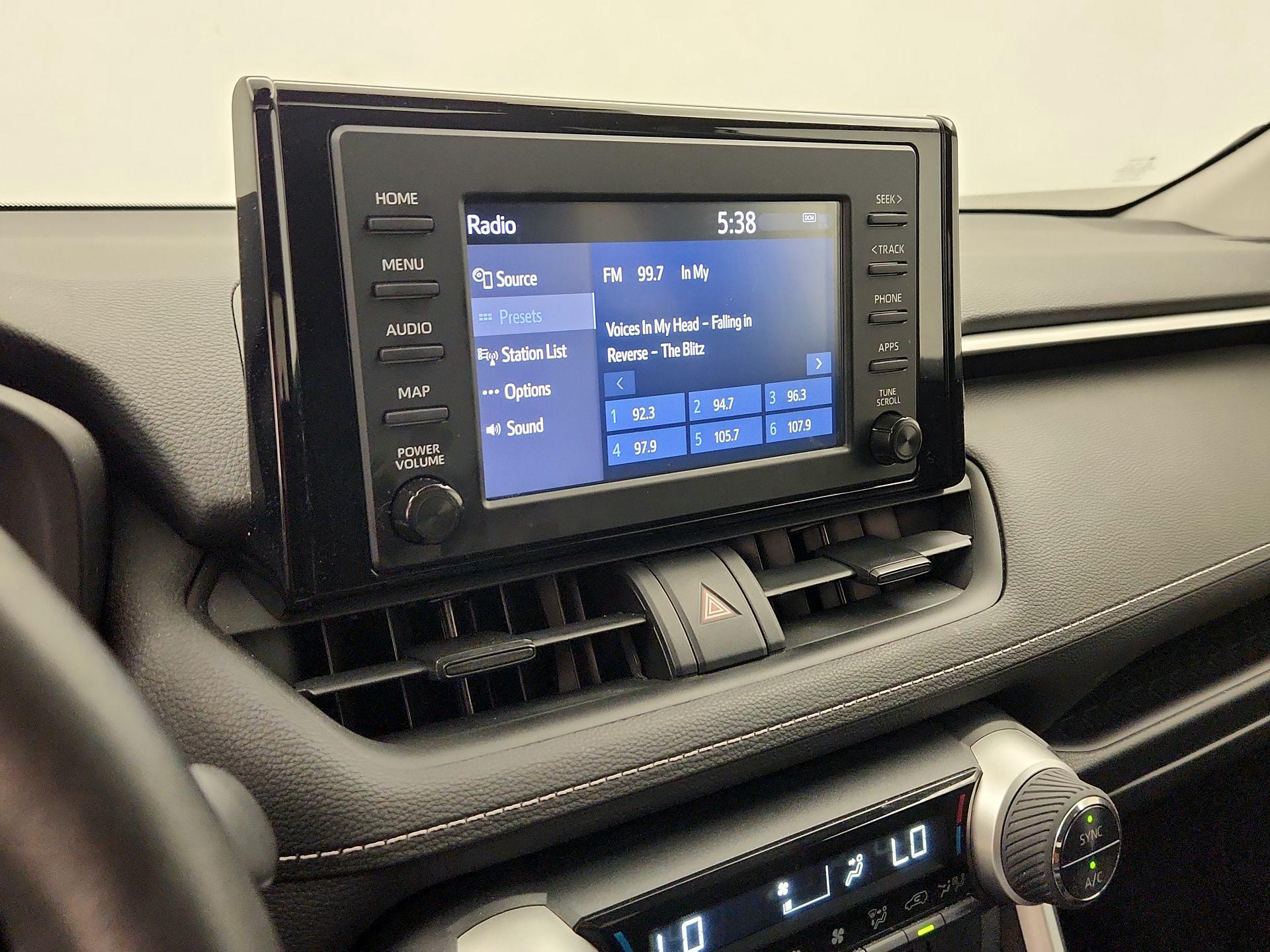 Thumbnail: 2019 Toyota RAV4 - 15