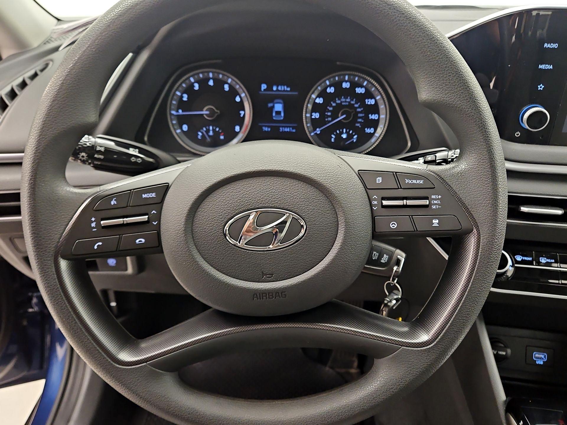 Thumbnail: 2020 Hyundai Sonata - 10
