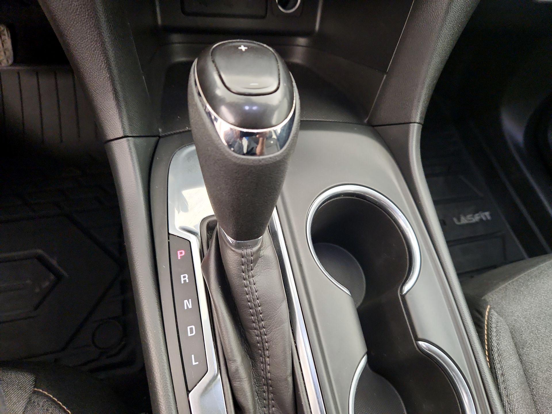 Thumbnail: 2020 Chevrolet Equinox - 17